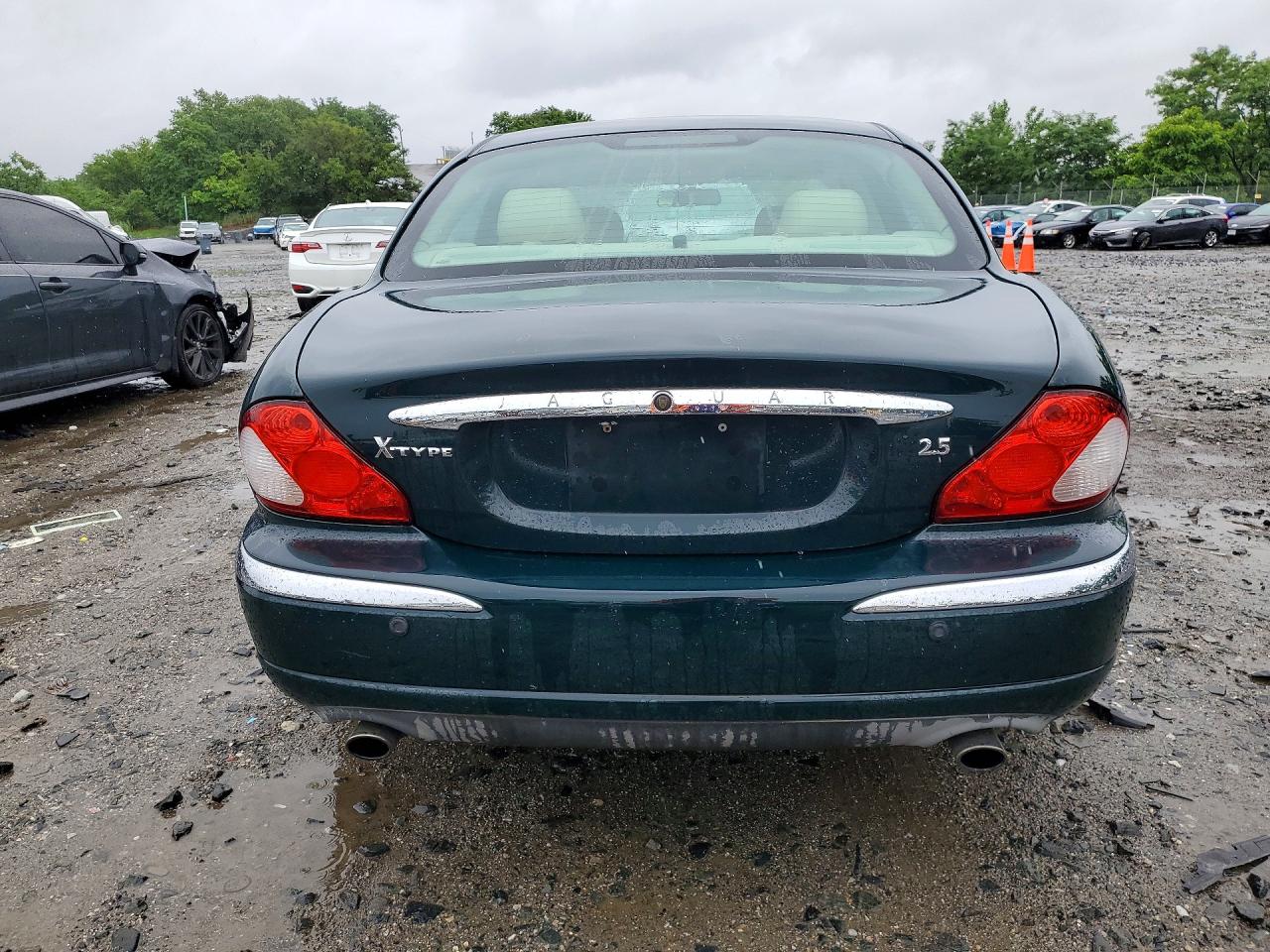 2002 Jaguar X-type 2.5 Green vin: SAJEB51D02XC77633
