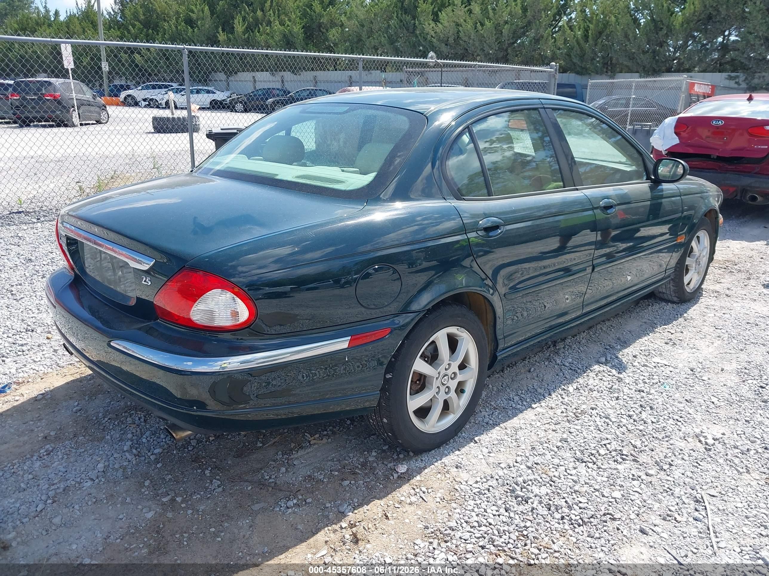 2004 Jaguar X-type 2.5 Green vin: SAJEB52D04XD67687