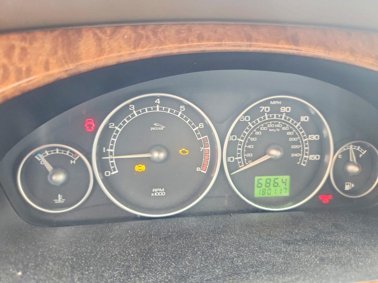 2004 Jaguar X-type 2.5 Green vin: SAJEB52D64XE13152