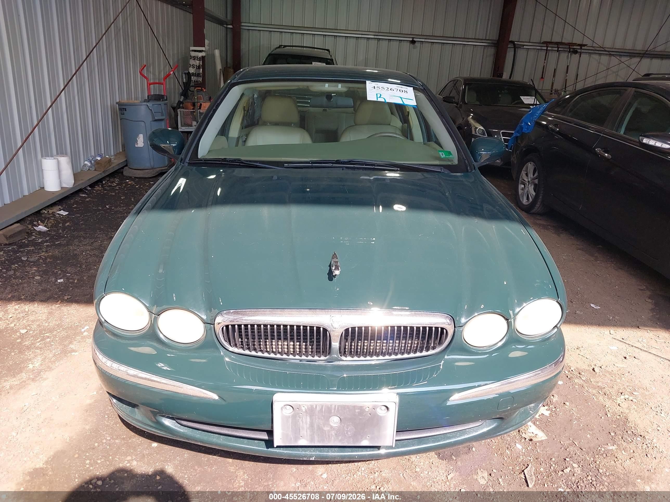 2004 Jaguar X-type 2.5 Green vin: SAJEB52D94XE17650