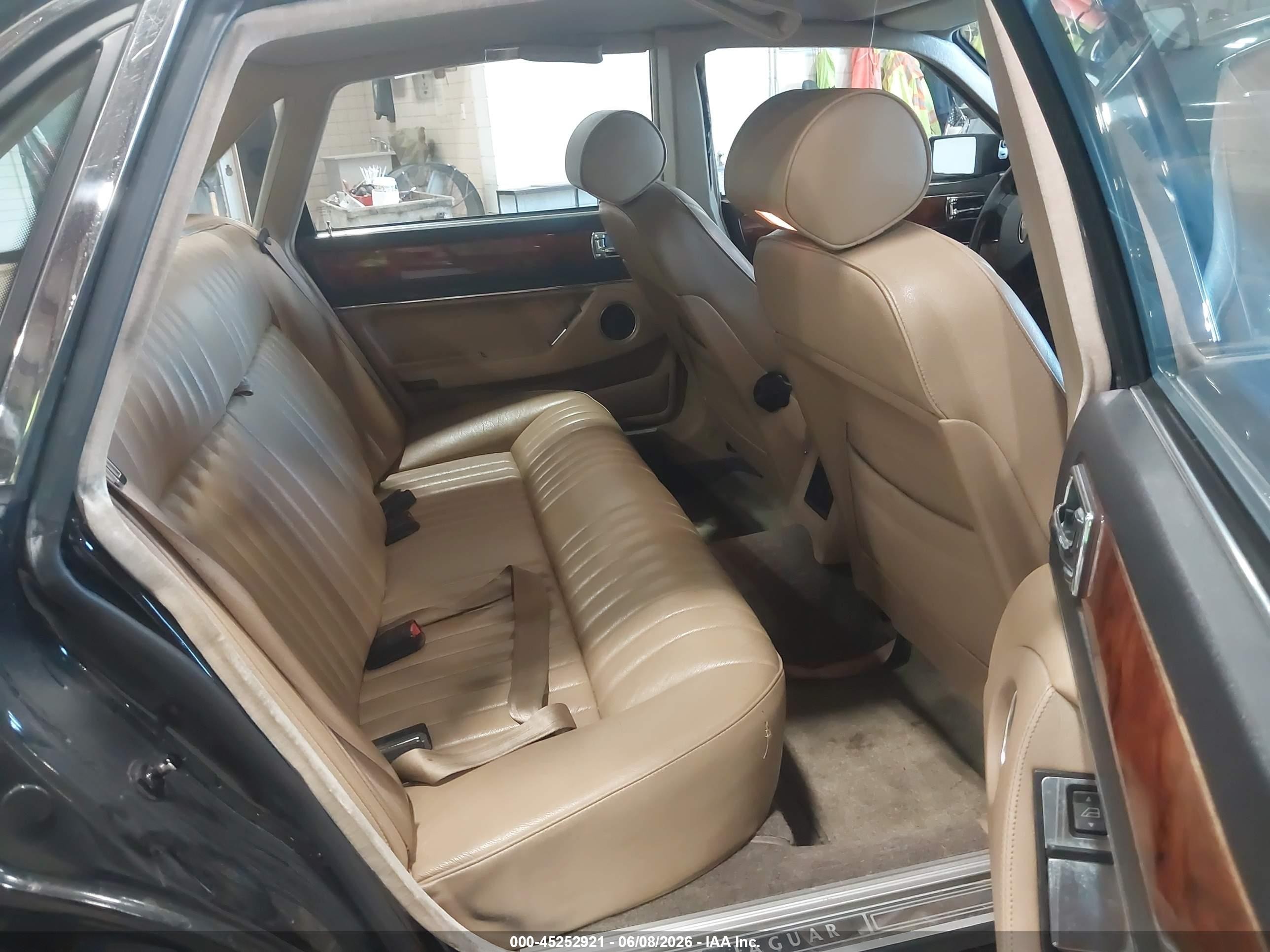 1990 Jaguar Xj6 Baseline Черный vin: SAJFY1740LC618778