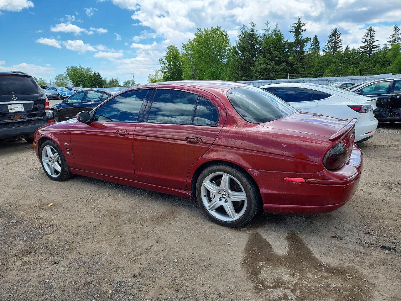 2003 Jaguar S-type R Maroon vin: SAJGA03VX31M65050
