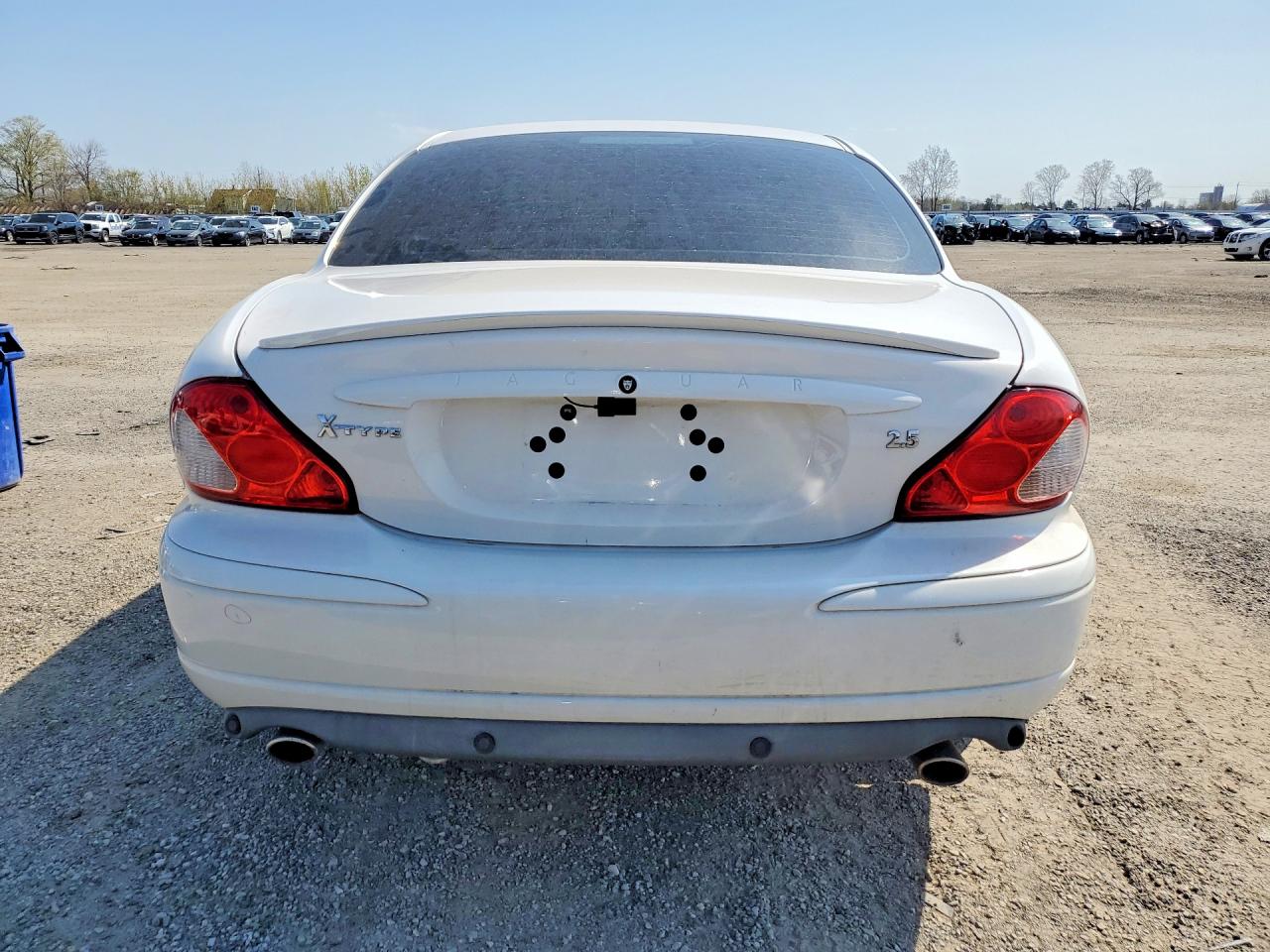 2003 Jaguar X-type Sport 2.5 White vin: SAJGA53D43XD19201