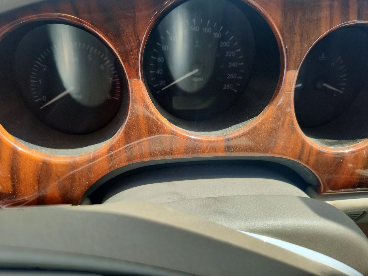 1998 Jaguar Xk8 Gold vin: SAJGN2244WC025813