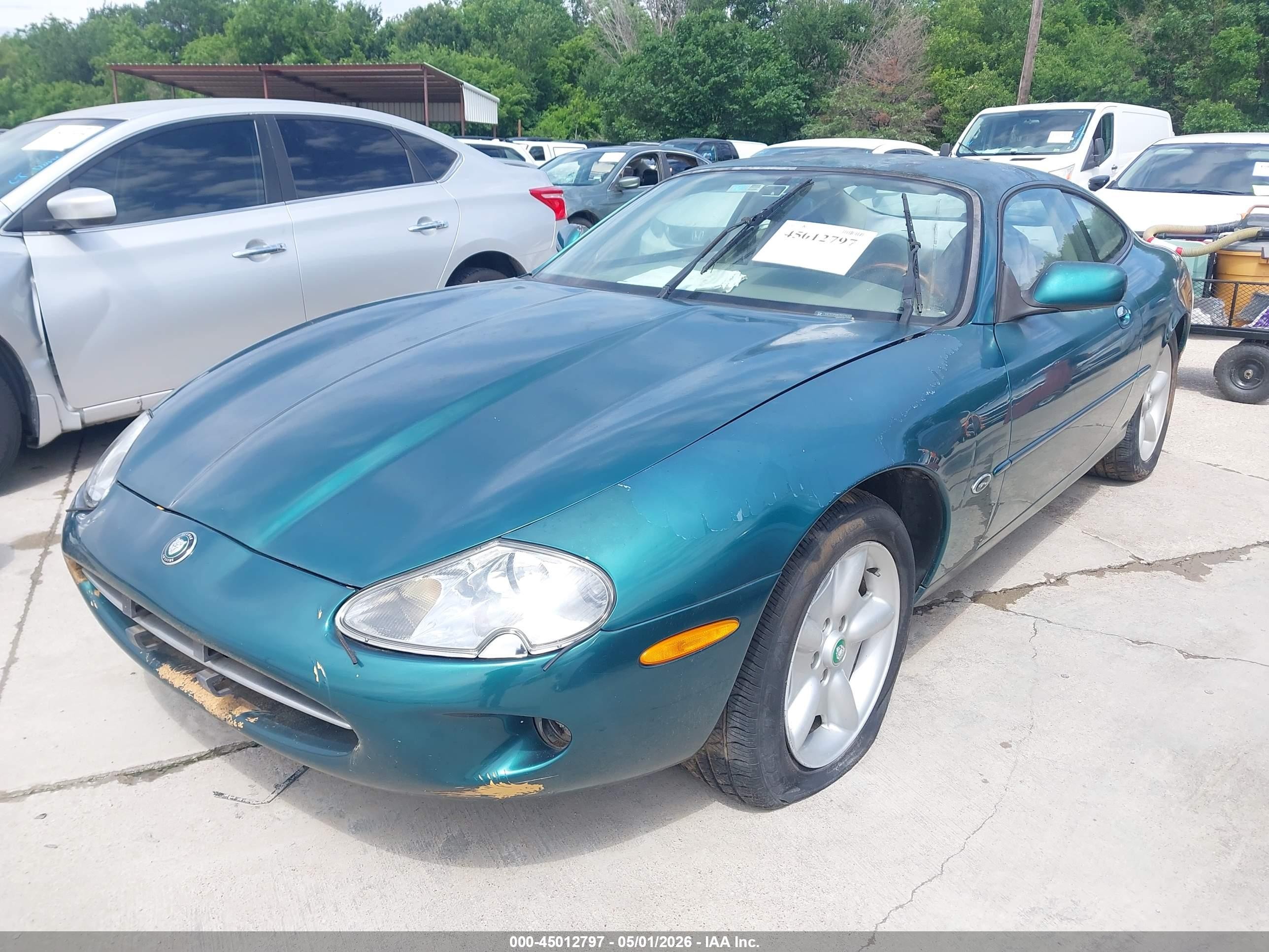 1997 Jaguar Xk8 4.0 Green vin: SAJGN5749VC001922