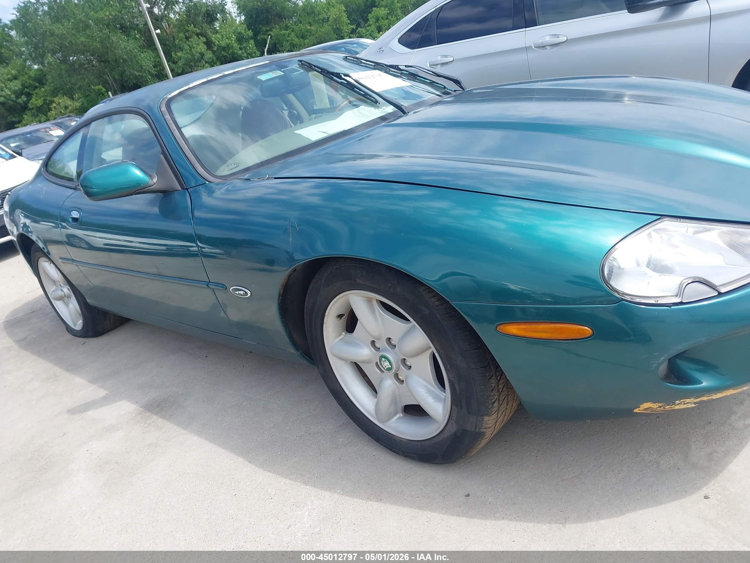 1997 Jaguar Xk8 4.0 Green vin: SAJGN5749VC001922