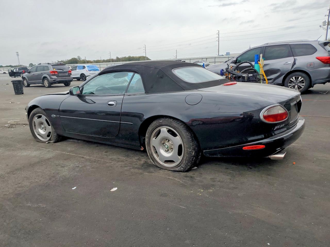 1999 Jaguar Xk8 Black vin: SAJGX2041XC035598