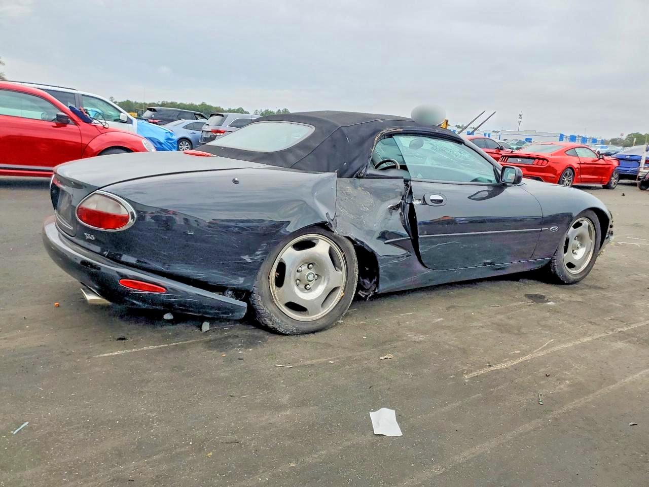 1999 Jaguar Xk8 Black vin: SAJGX2041XC035598