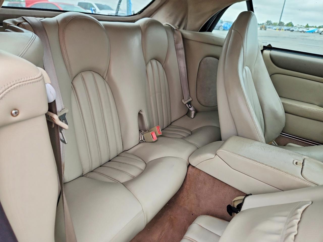 1999 Jaguar Xk8 White vin: SAJGX2042XC042723