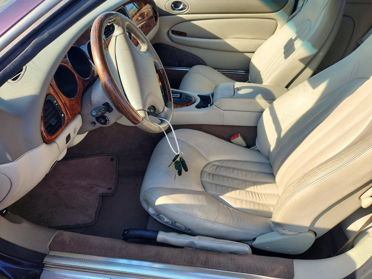 1999 Jaguar Xk8 Purple vin: SAJGX2043XC033125