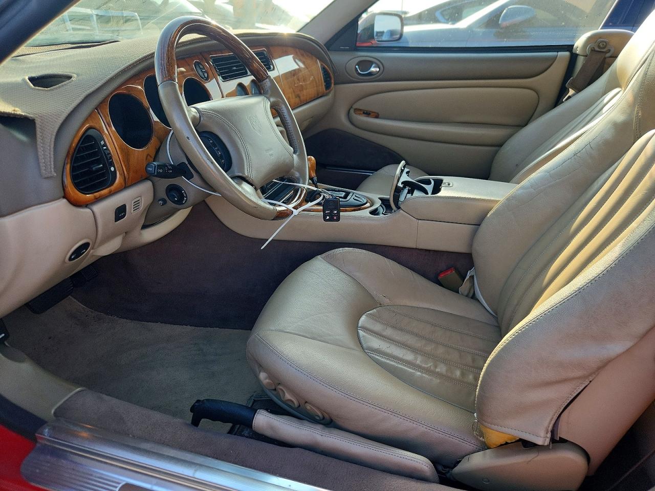 1999 Jaguar Xk8 Red vin: SAJGX2044XC037183