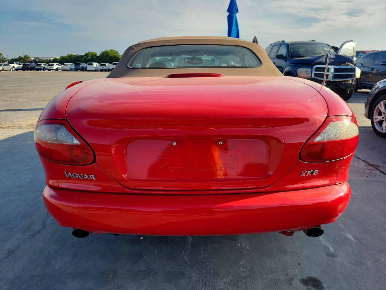 1999 Jaguar Xk8 Red vin: SAJGX2044XC037183