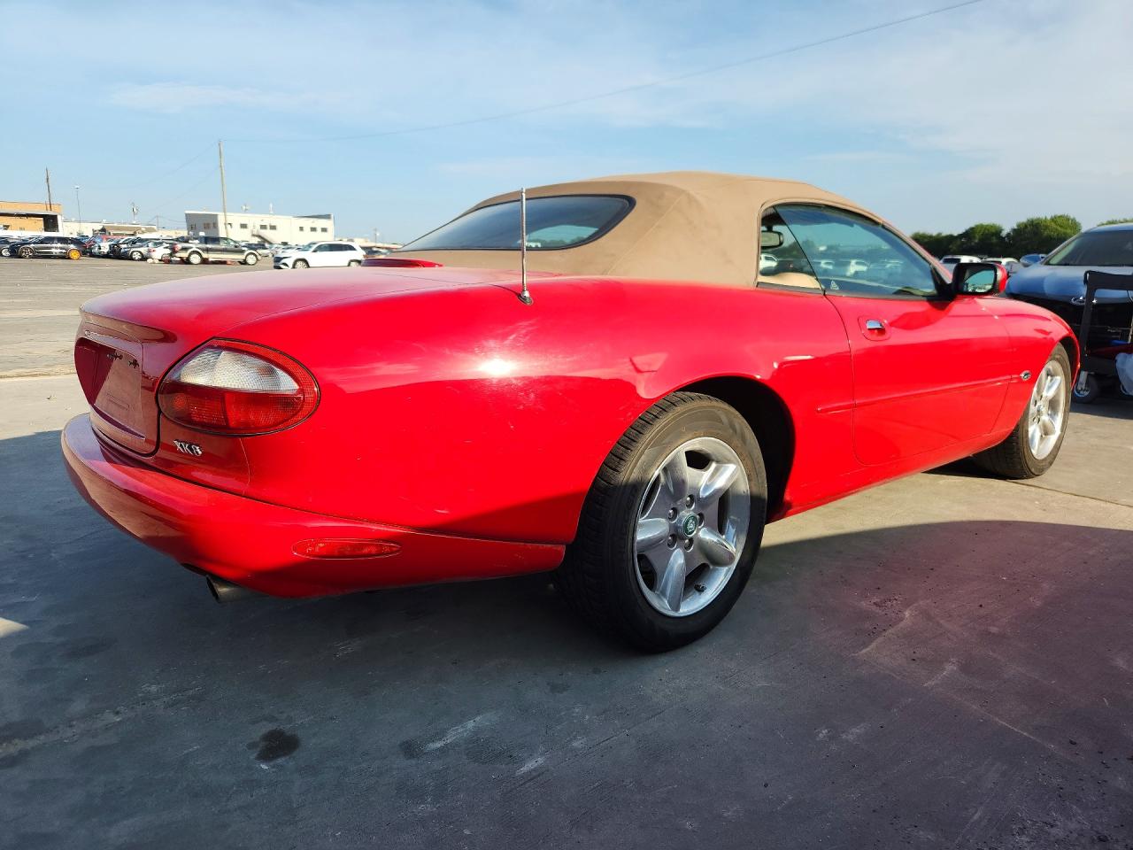 1999 Jaguar Xk8 Red vin: SAJGX2044XC037183