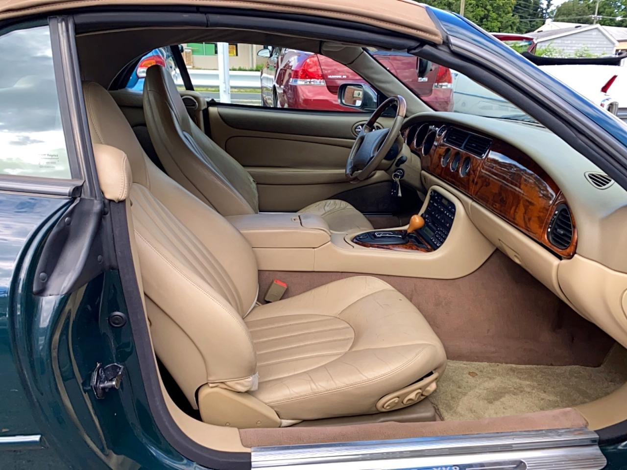 1999 Jaguar Xk8 Green vin: SAJGX2049XC038524