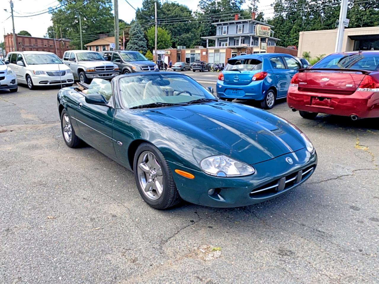 1999 Jaguar Xk8 Green vin: SAJGX2049XC038524