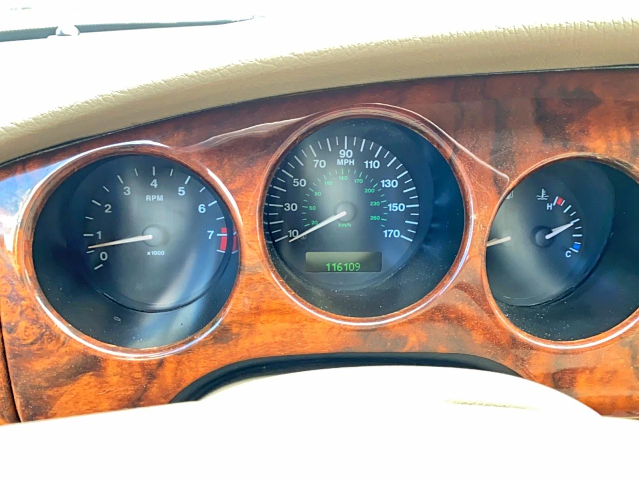 1999 Jaguar Xk8 Green vin: SAJGX2049XC038524