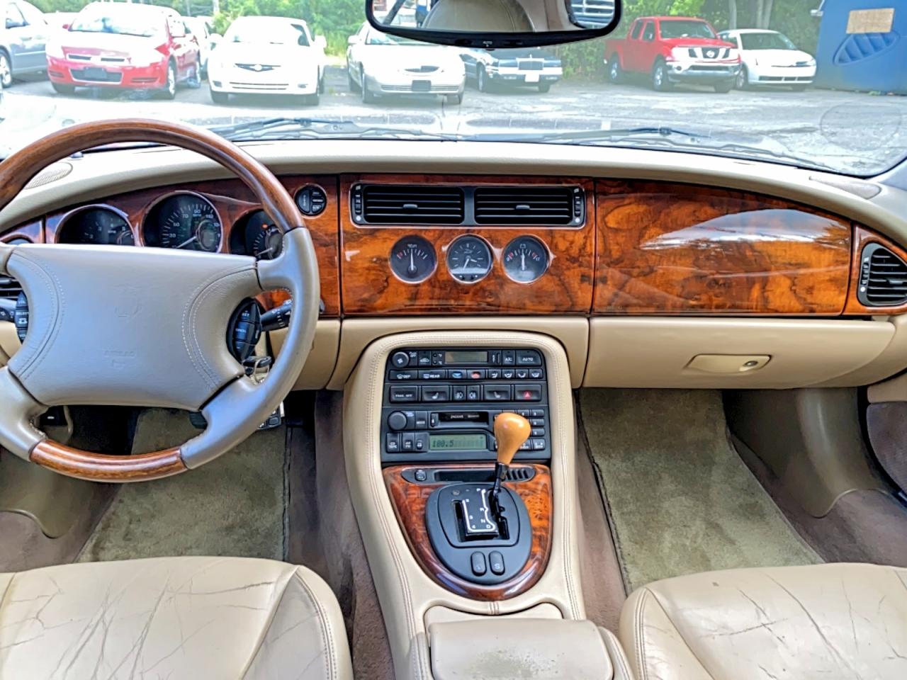 1999 Jaguar Xk8 Green vin: SAJGX2049XC038524