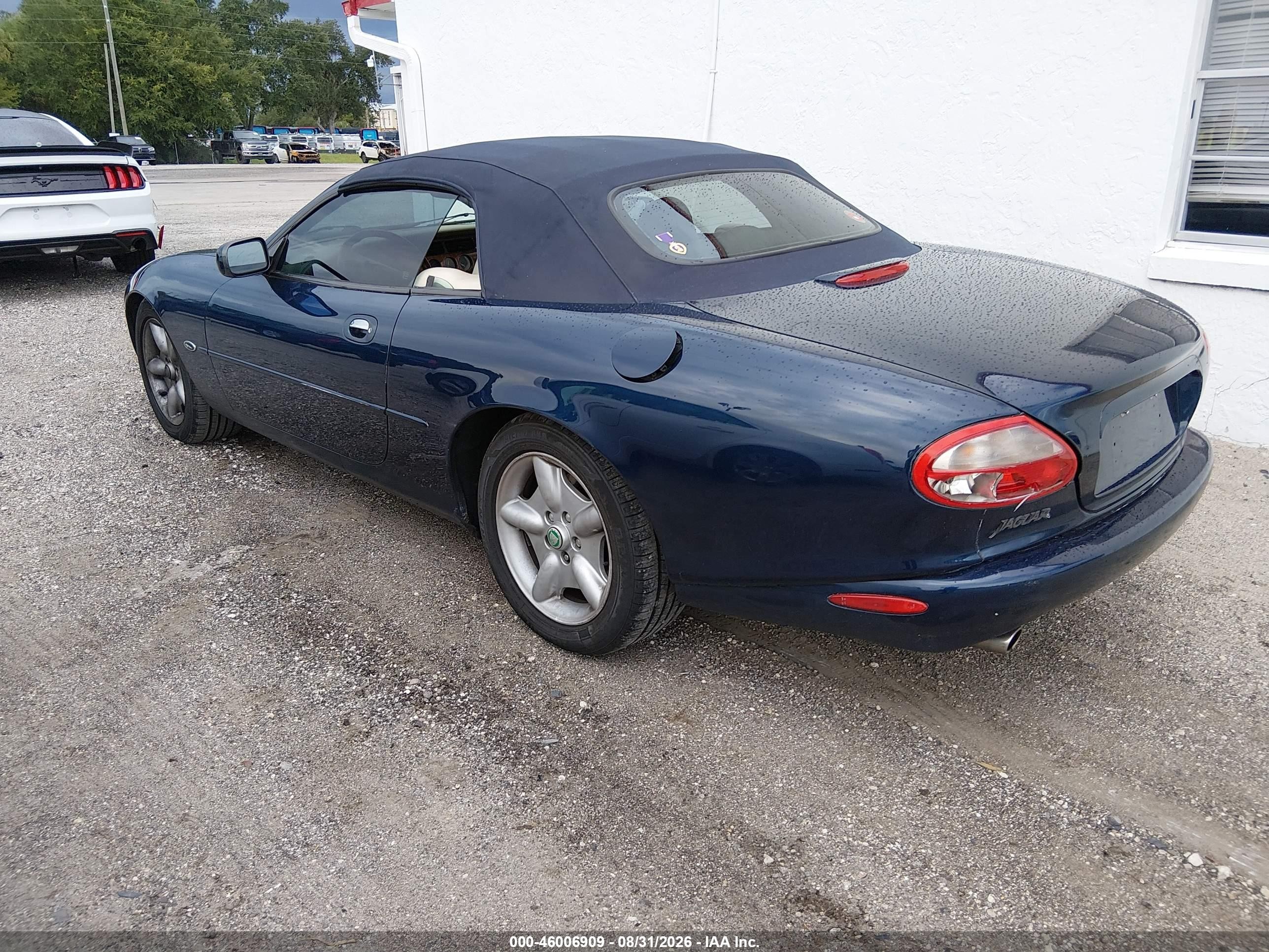 1998 Jaguar Xk8   Blue vin: SAJGX2244WC021190