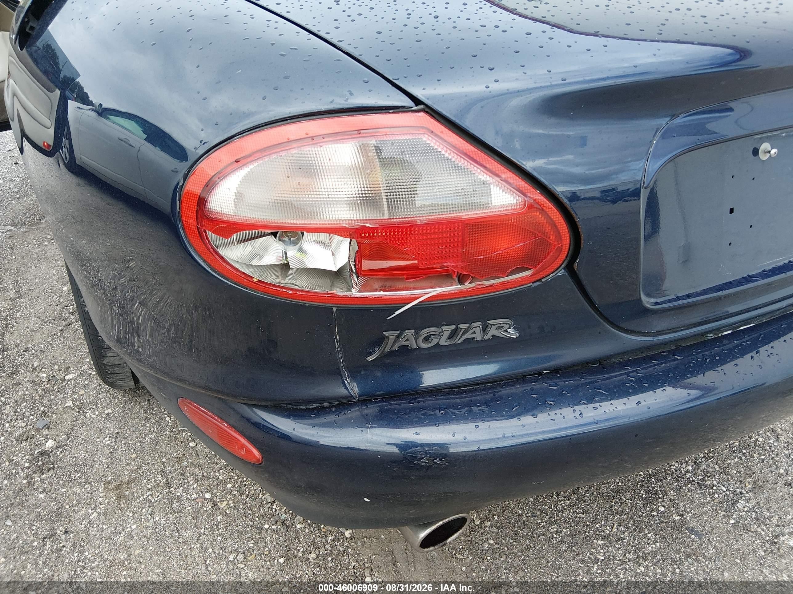 1998 Jaguar Xk8   Blue vin: SAJGX2244WC021190