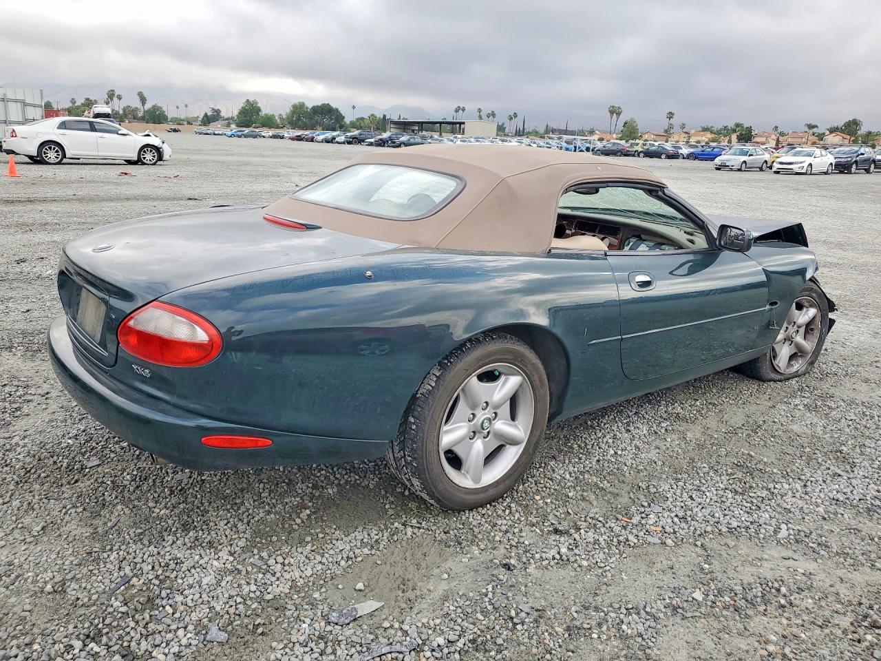 1998 Jaguar Xk8 Green vin: SAJGX2248WC028966
