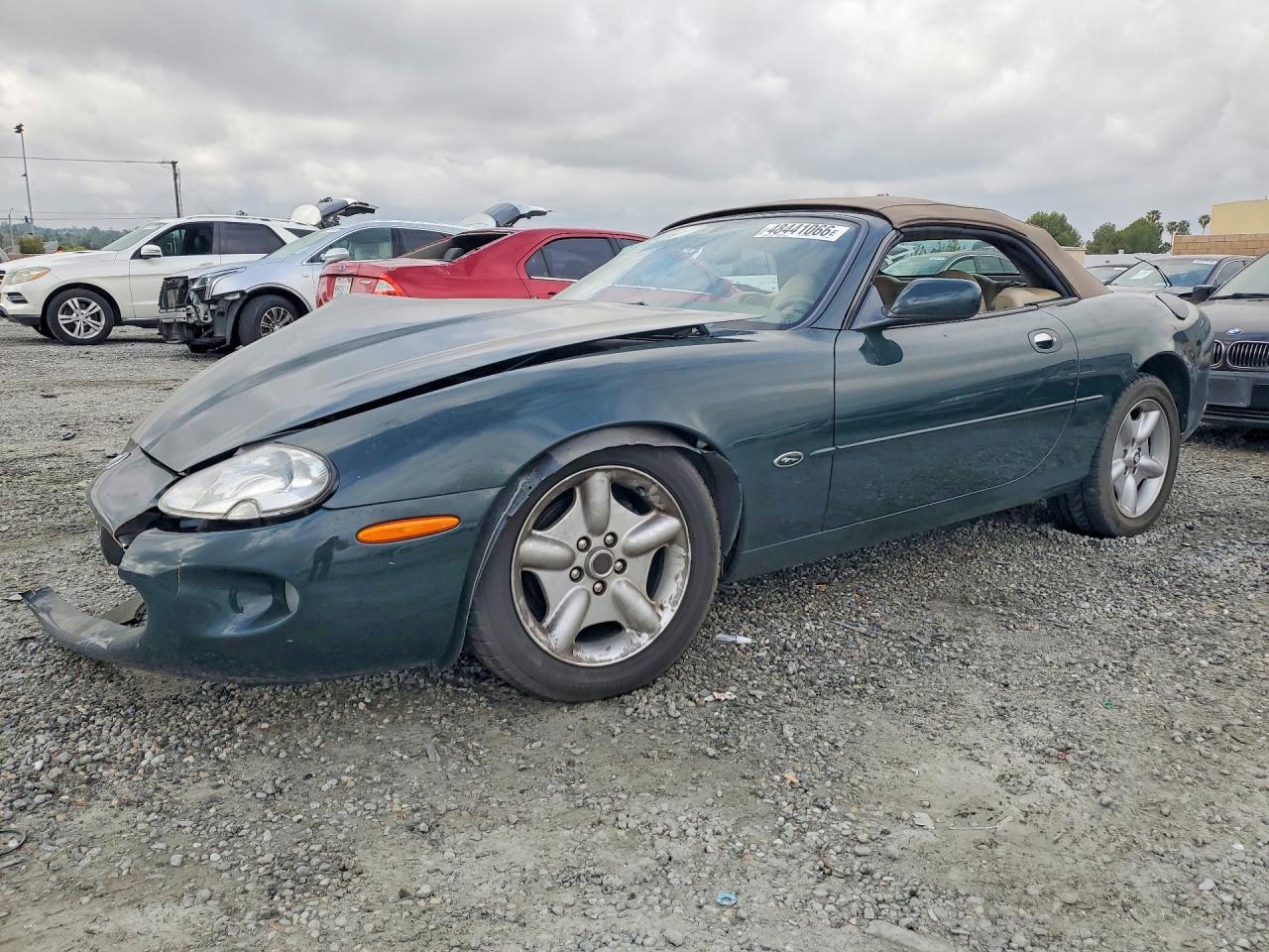 1998 Jaguar Xk8 Green vin: SAJGX2248WC028966