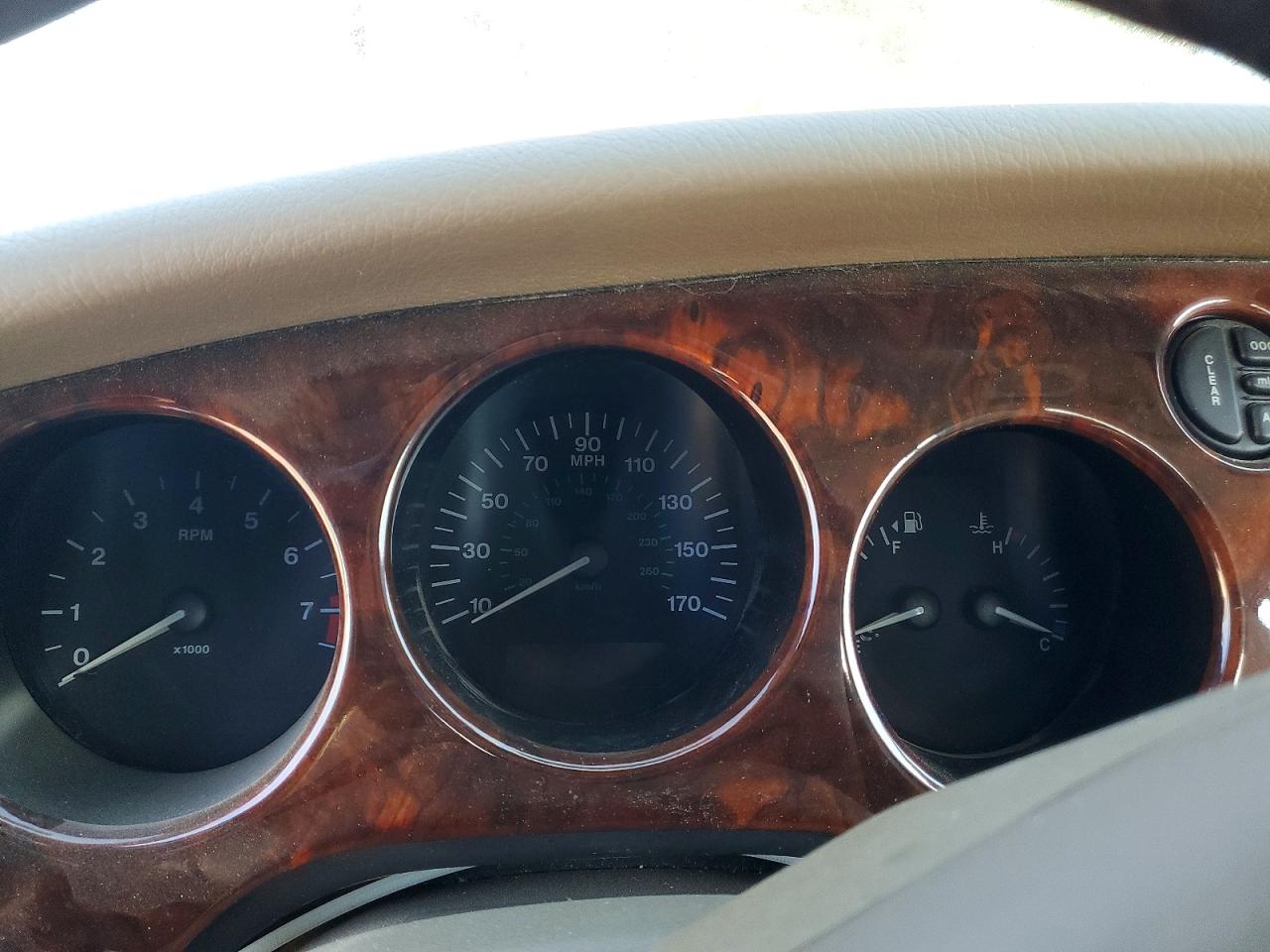 1997 Jaguar Xk8 Maroon vin: SAJGX2744VC016501