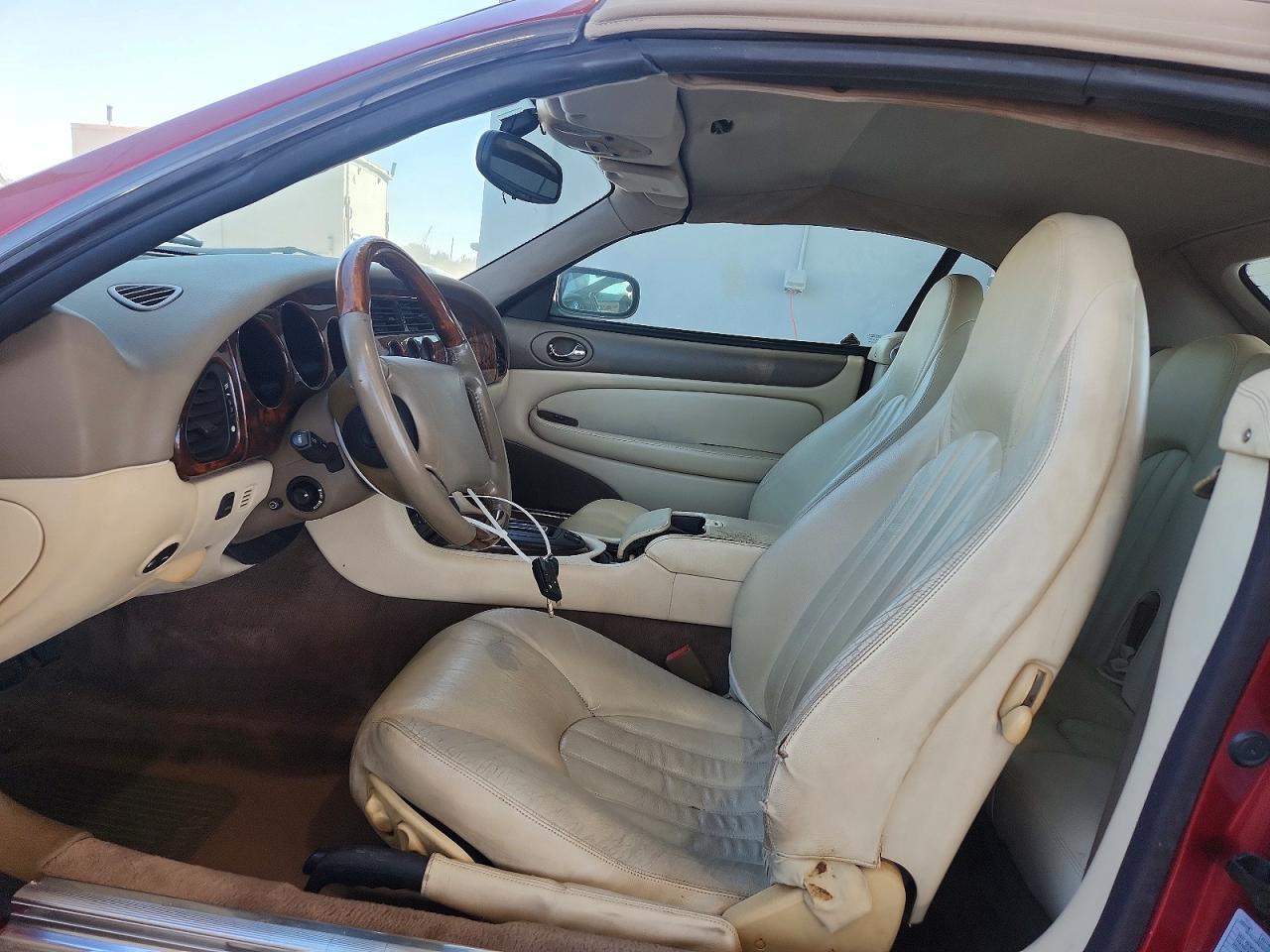 1997 Jaguar Xk8 Red vin: SAJGX2748VC005677