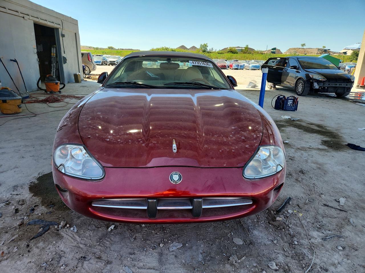 1997 Jaguar Xk8 Red vin: SAJGX2748VC005677
