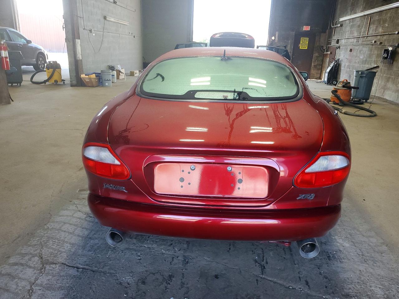 1997 Jaguar Xk8 Burgundy vin: SAJGX5743VC004681