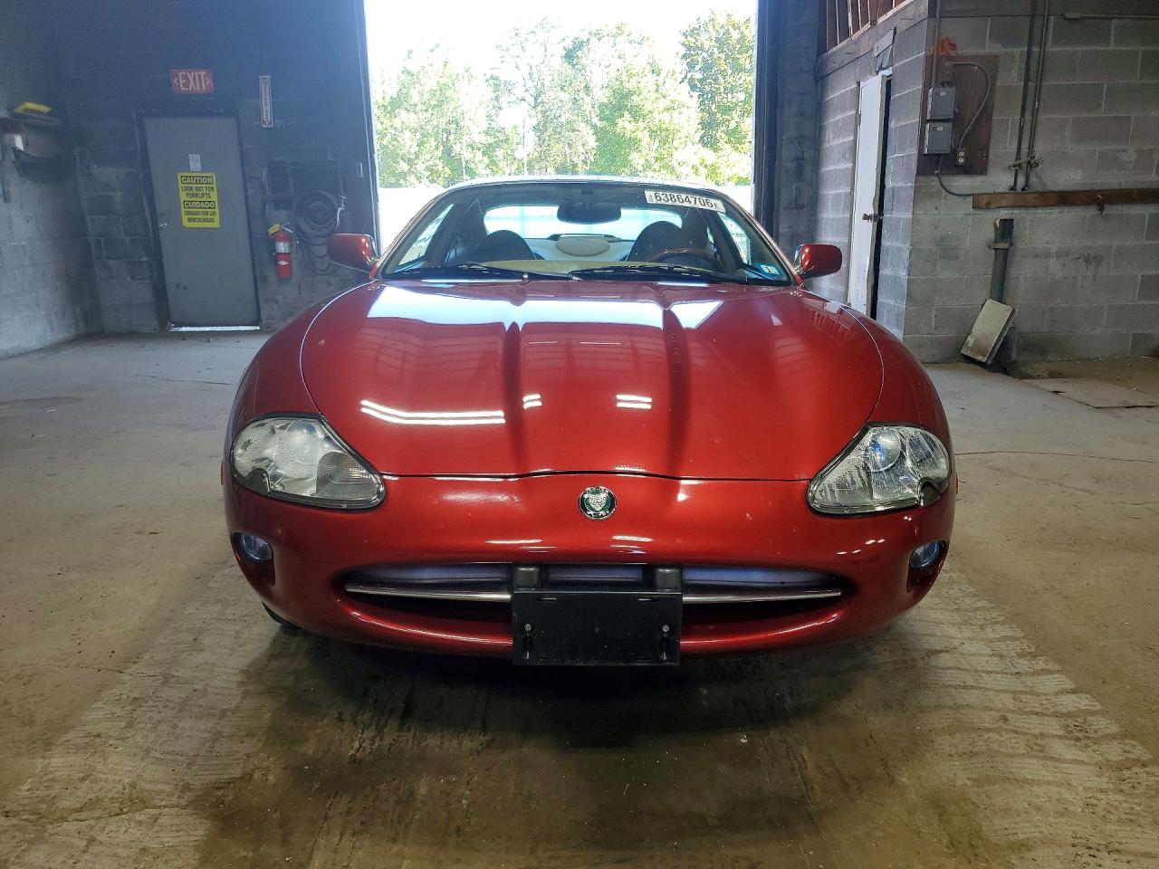 1997 Jaguar Xk8 Burgundy vin: SAJGX5743VC004681