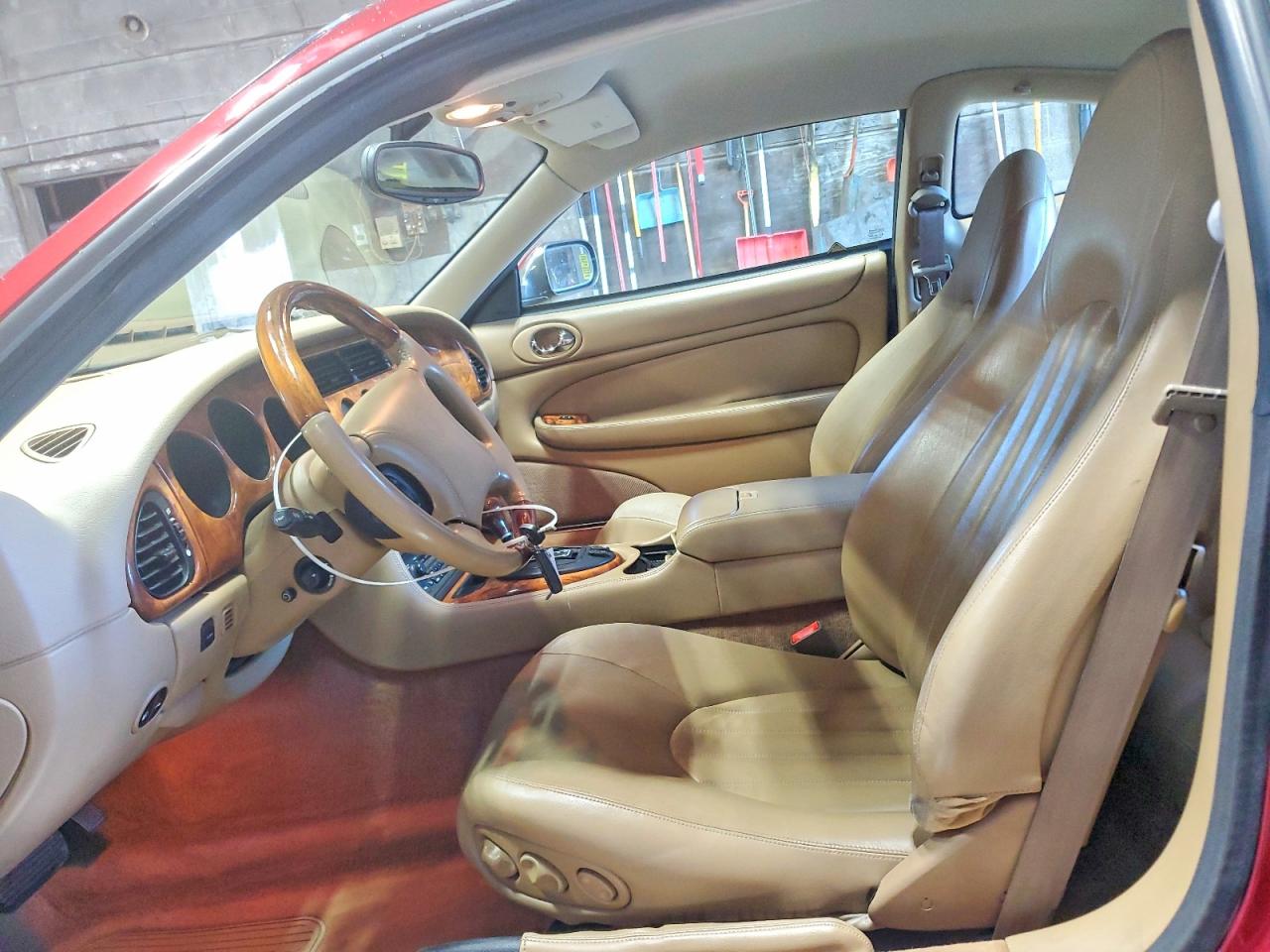 1997 Jaguar Xk8 Burgundy vin: SAJGX5743VC004681