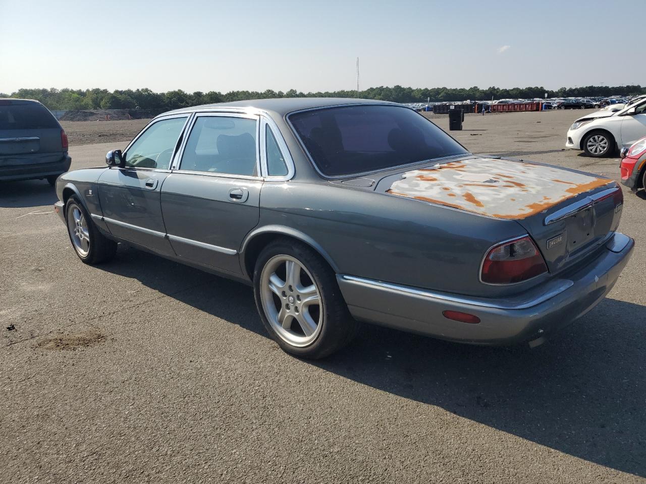 1999 Jaguar Xj8 Gray vin: SAJHX1043XC857446