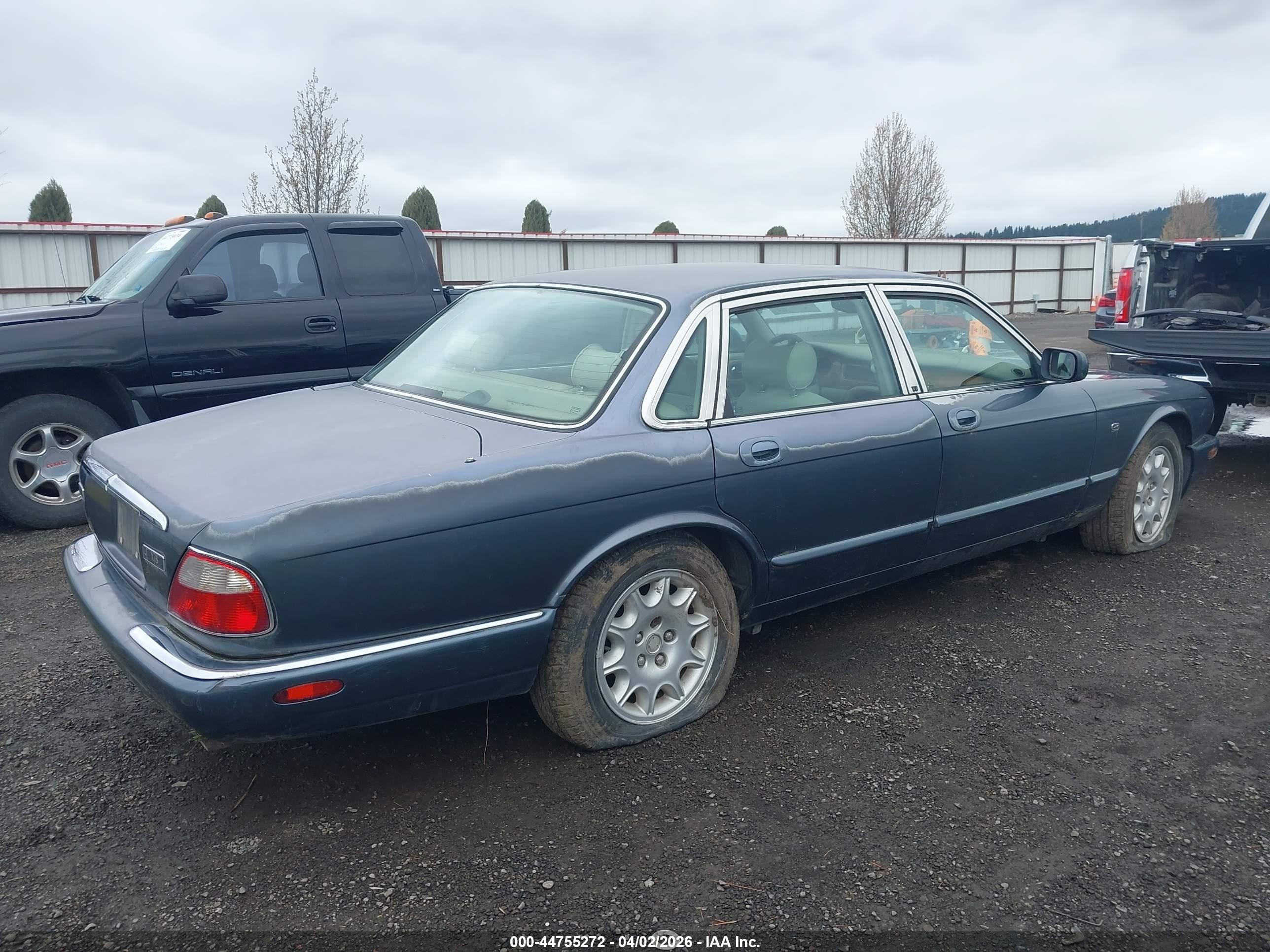 1998 Jaguar Xj8   Синий vin: SAJHX1240WC842303