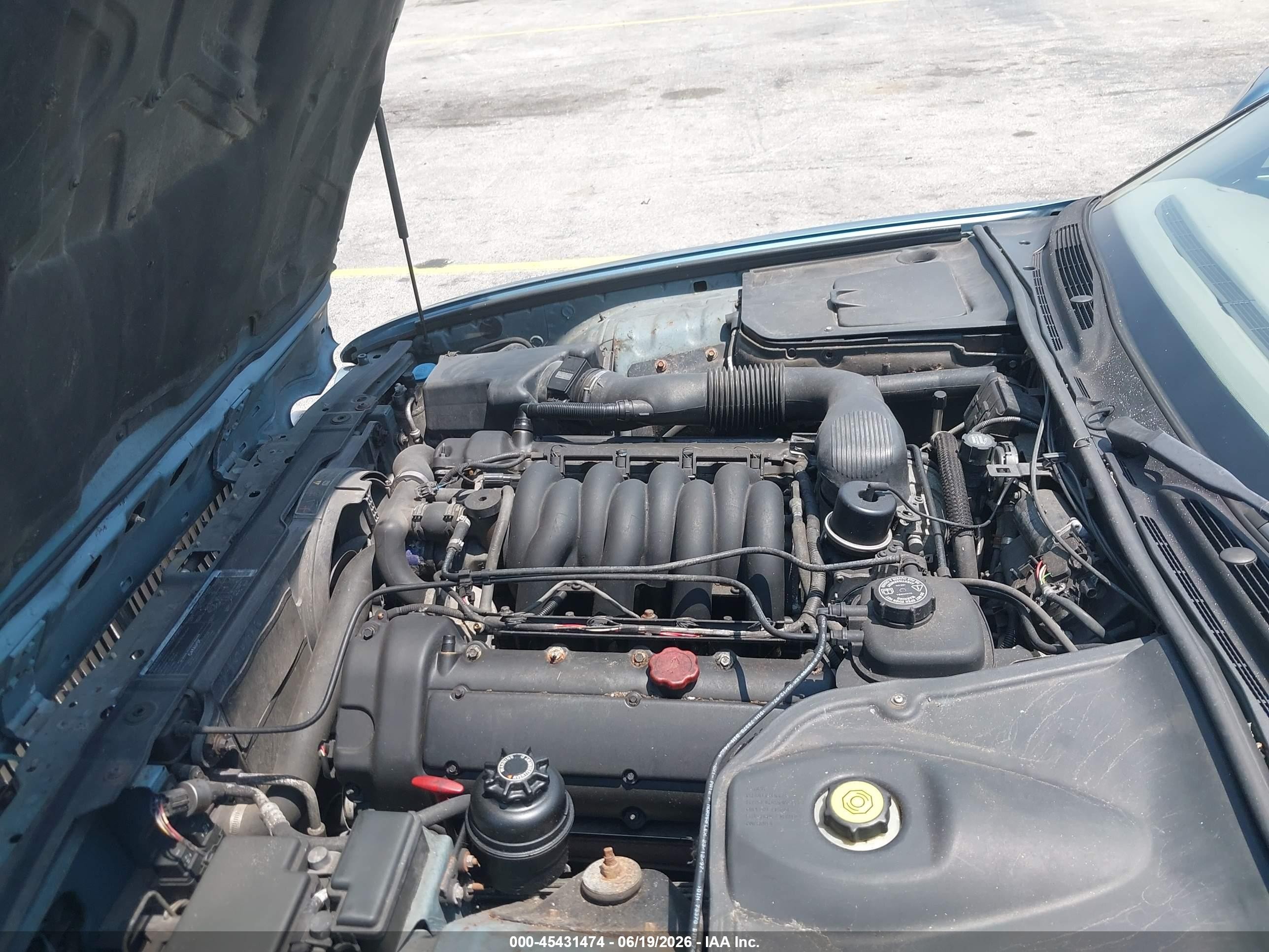 1998 Jaguar Xj8   Синий vin: SAJHX1245WC837825