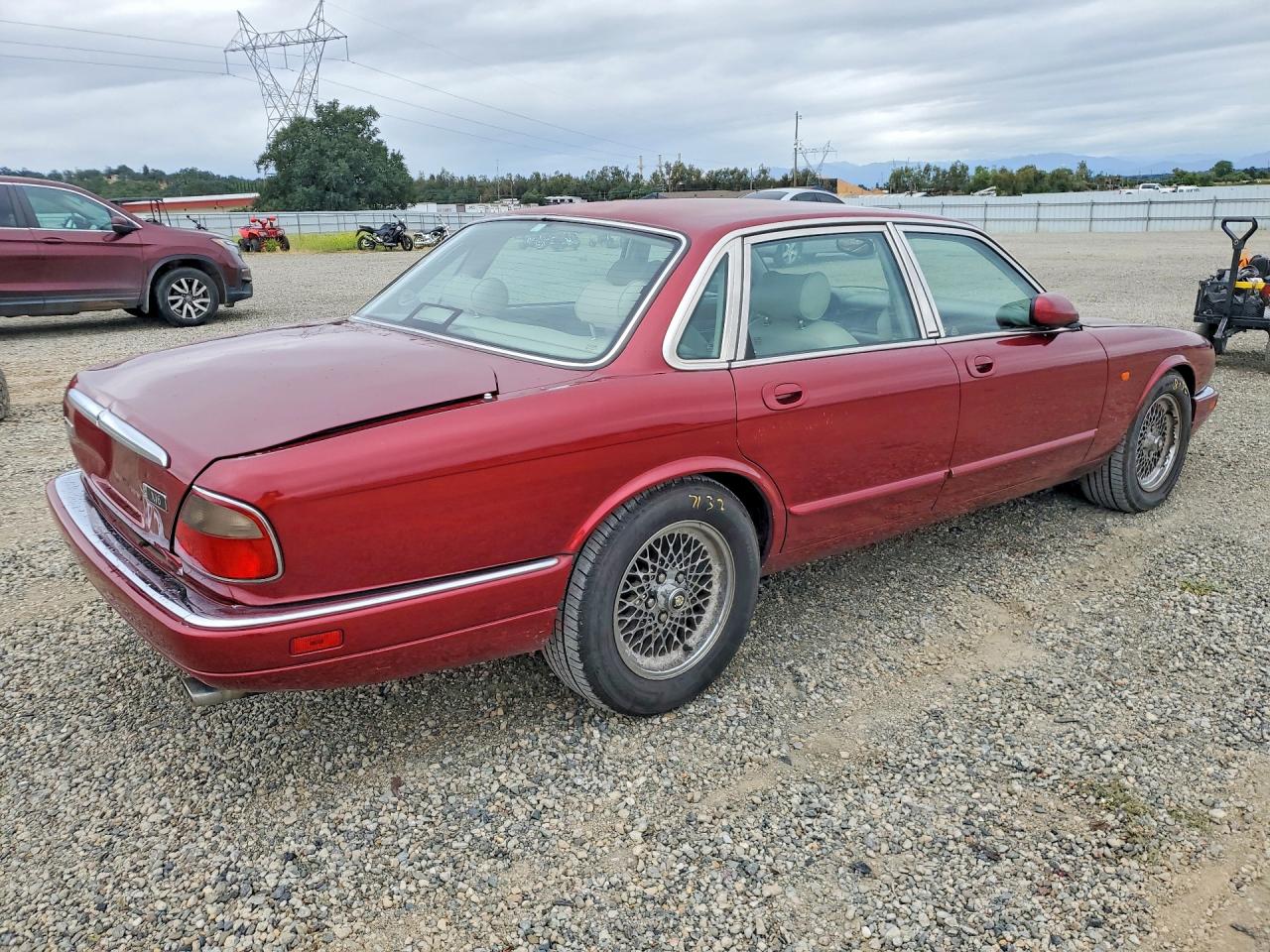 1996 Jaguar Xj6 Red vin: SAJHX1247TC773895