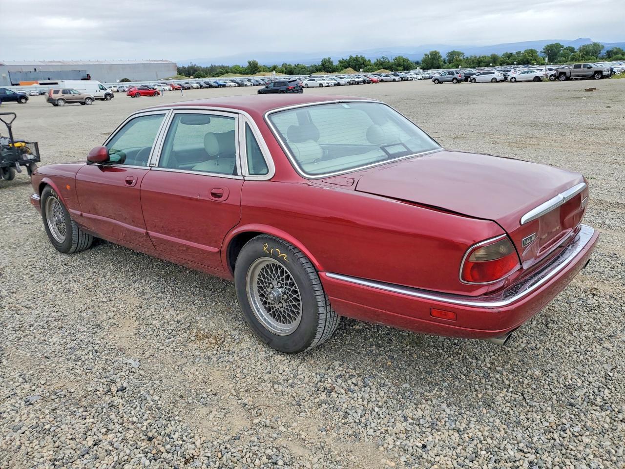 1996 Jaguar Xj6 Red vin: SAJHX1247TC773895