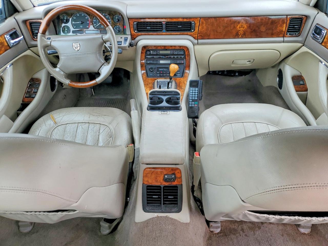 1996 Jaguar Xj6 Red vin: SAJHX1247TC773895