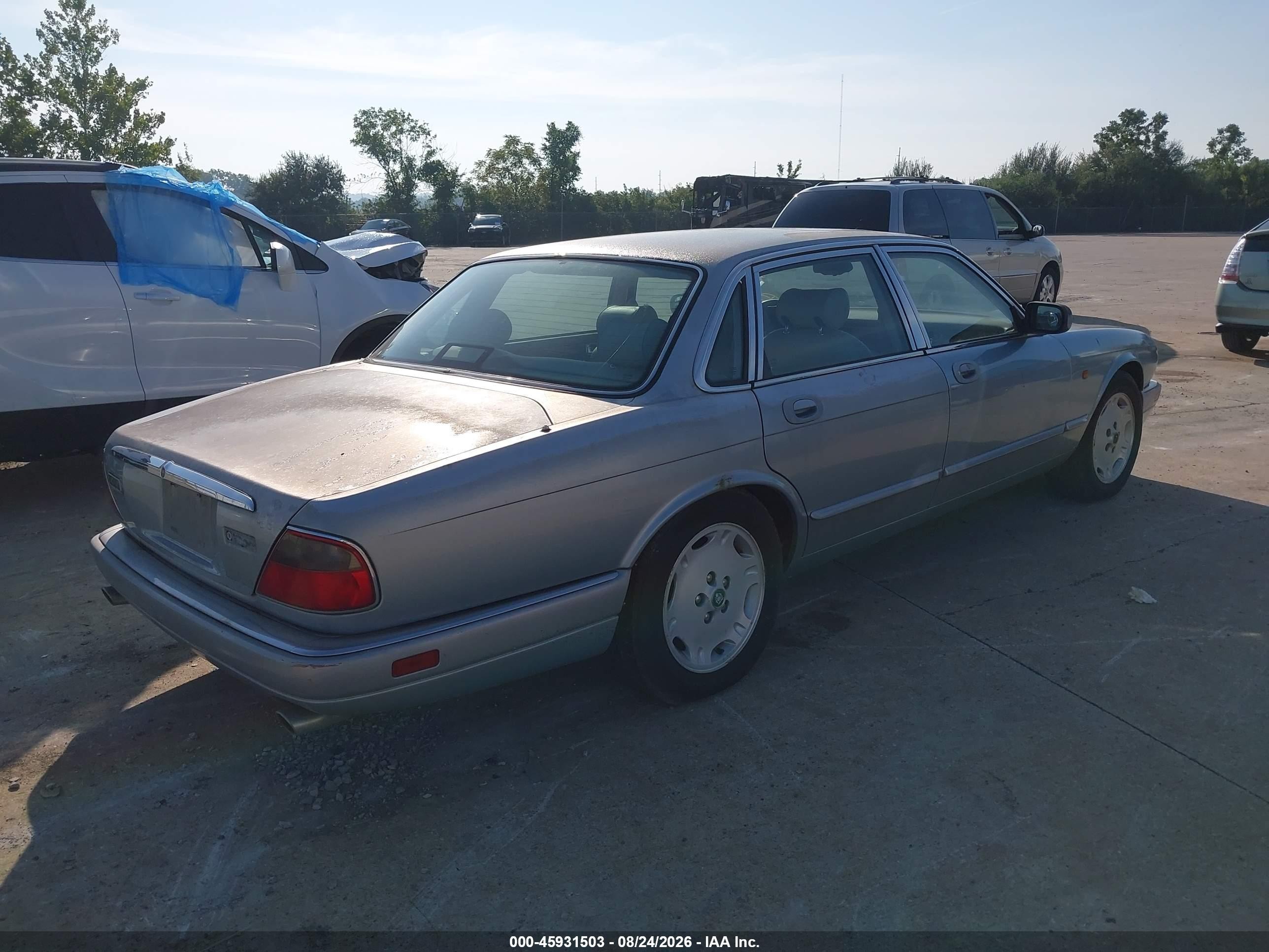 1995 Jaguar Xj6   Blue vin: SAJHX1741SC737949
