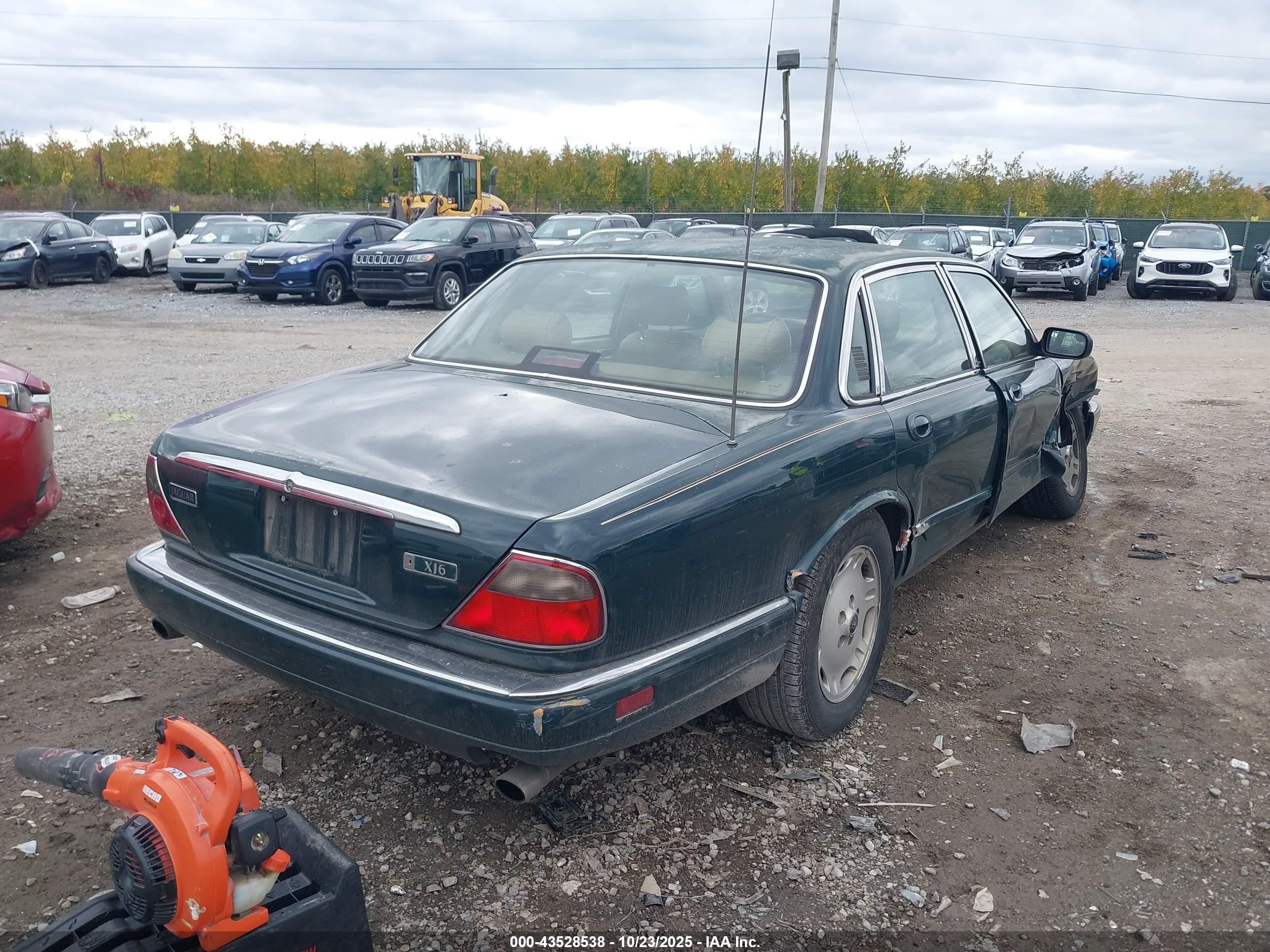 1996 Jaguar Xj6   Green vin: SAJHX1741TC755143