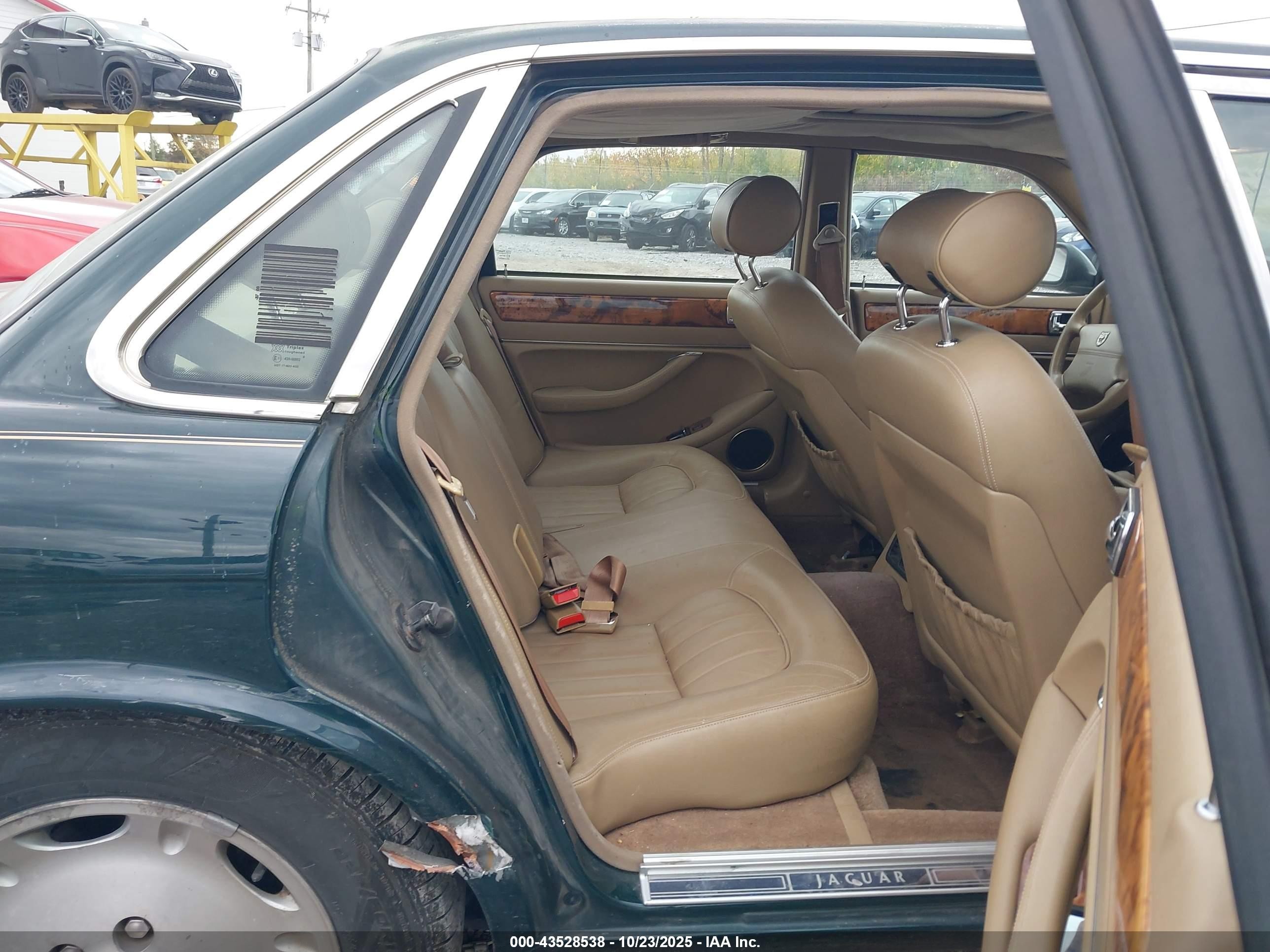 1996 Jaguar Xj6   Green vin: SAJHX1741TC755143