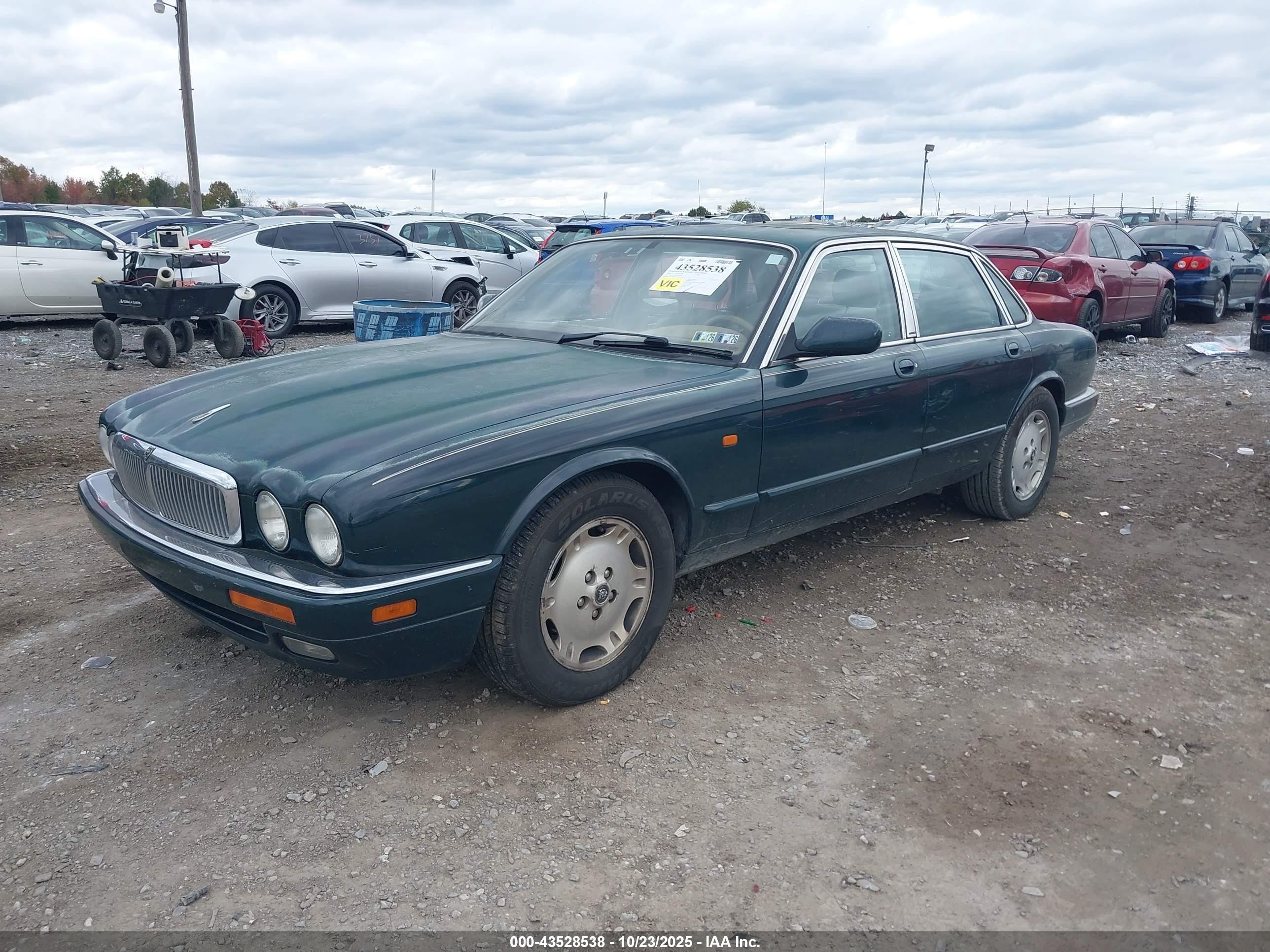1996 Jaguar Xj6   Green vin: SAJHX1741TC755143