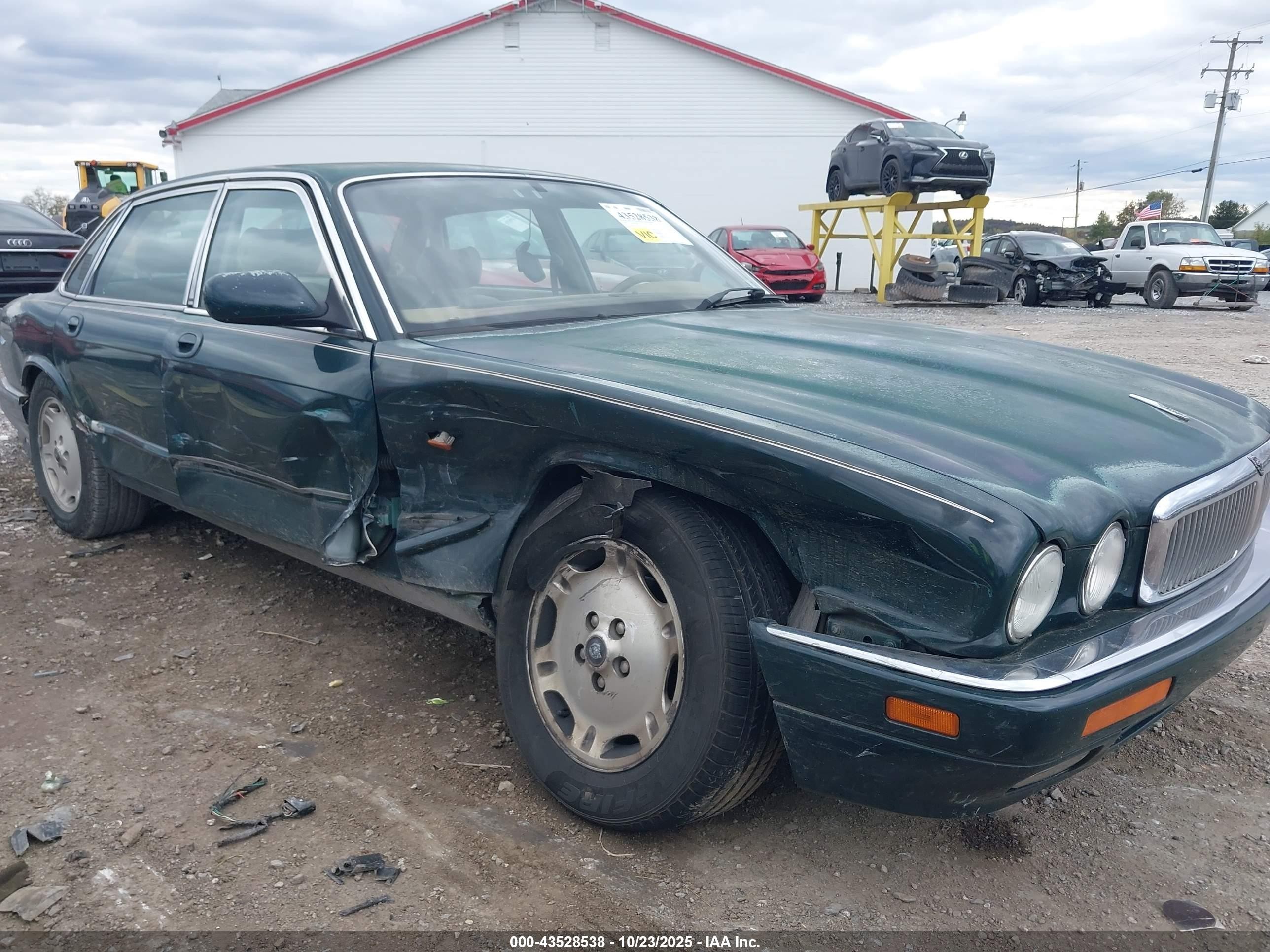 1996 Jaguar Xj6   Green vin: SAJHX1741TC755143