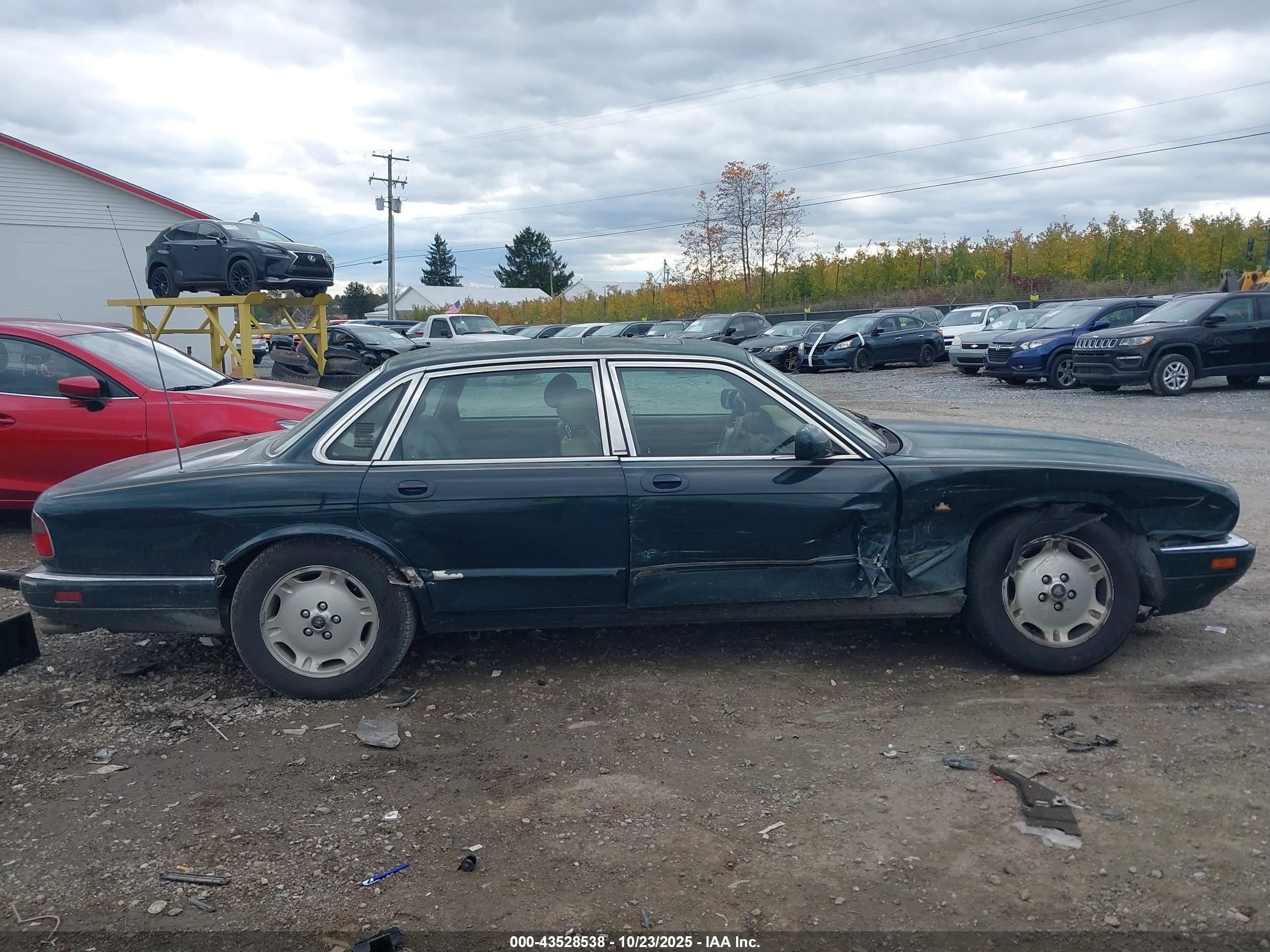 1996 Jaguar Xj6   Green vin: SAJHX1741TC755143