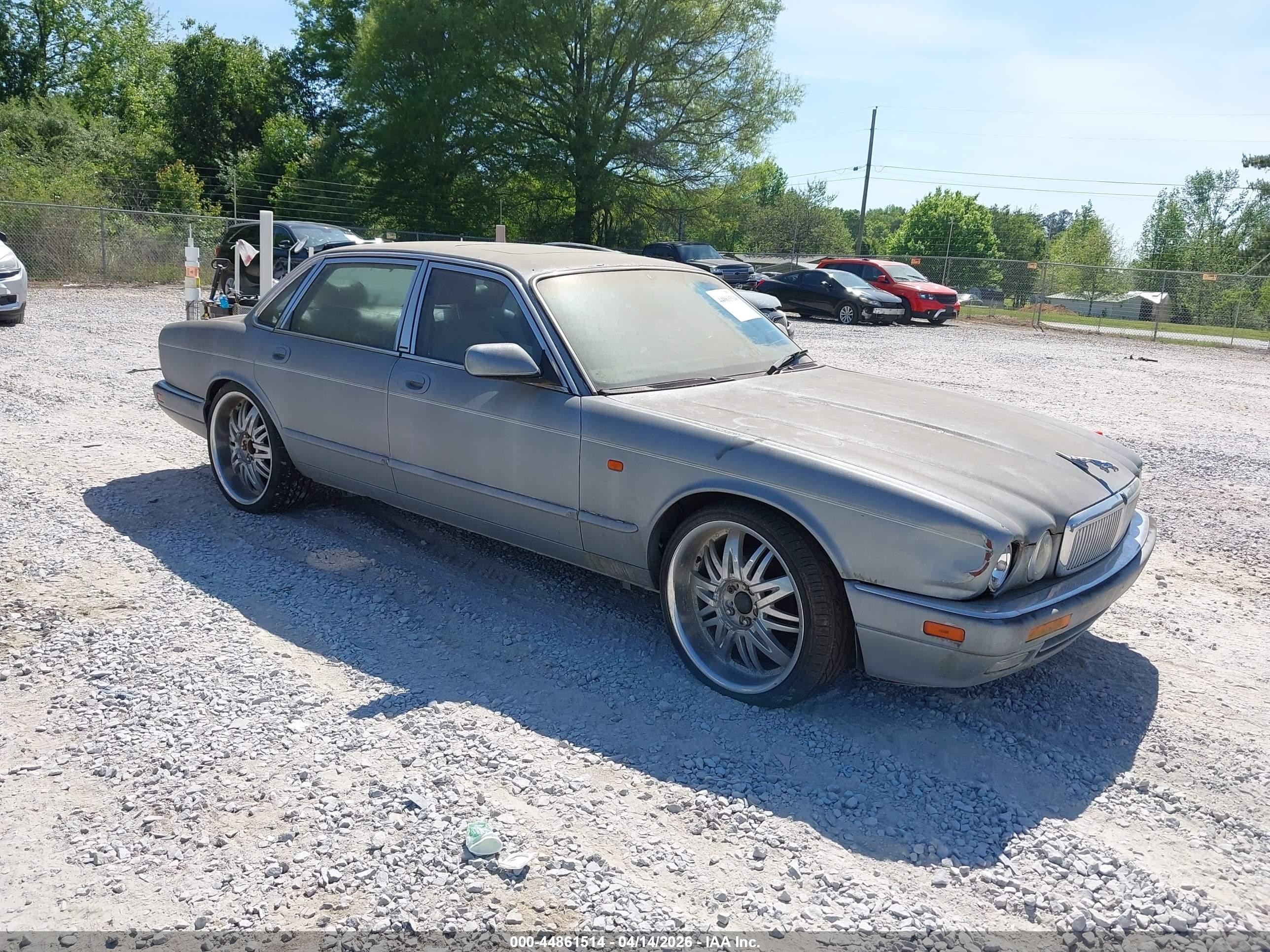 1996 Jaguar Xj6   Blue vin: SAJHX1746TC757387