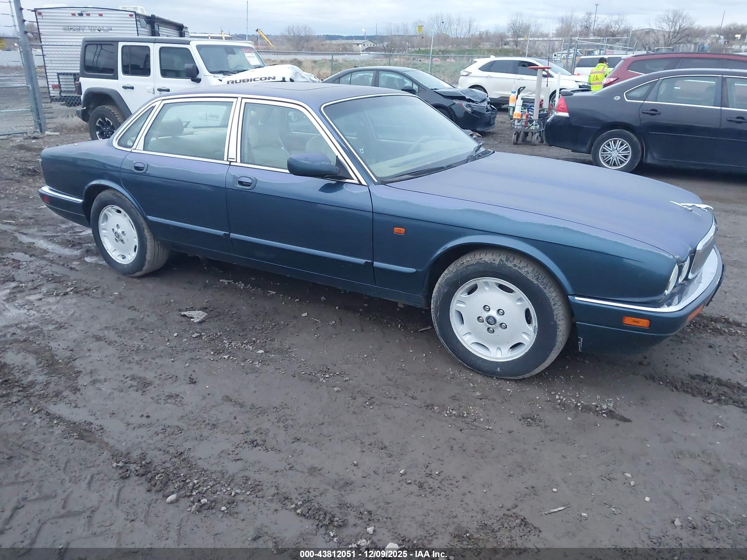 1996 Jaguar Xj6   Синий vin: SAJHX1748TC754944