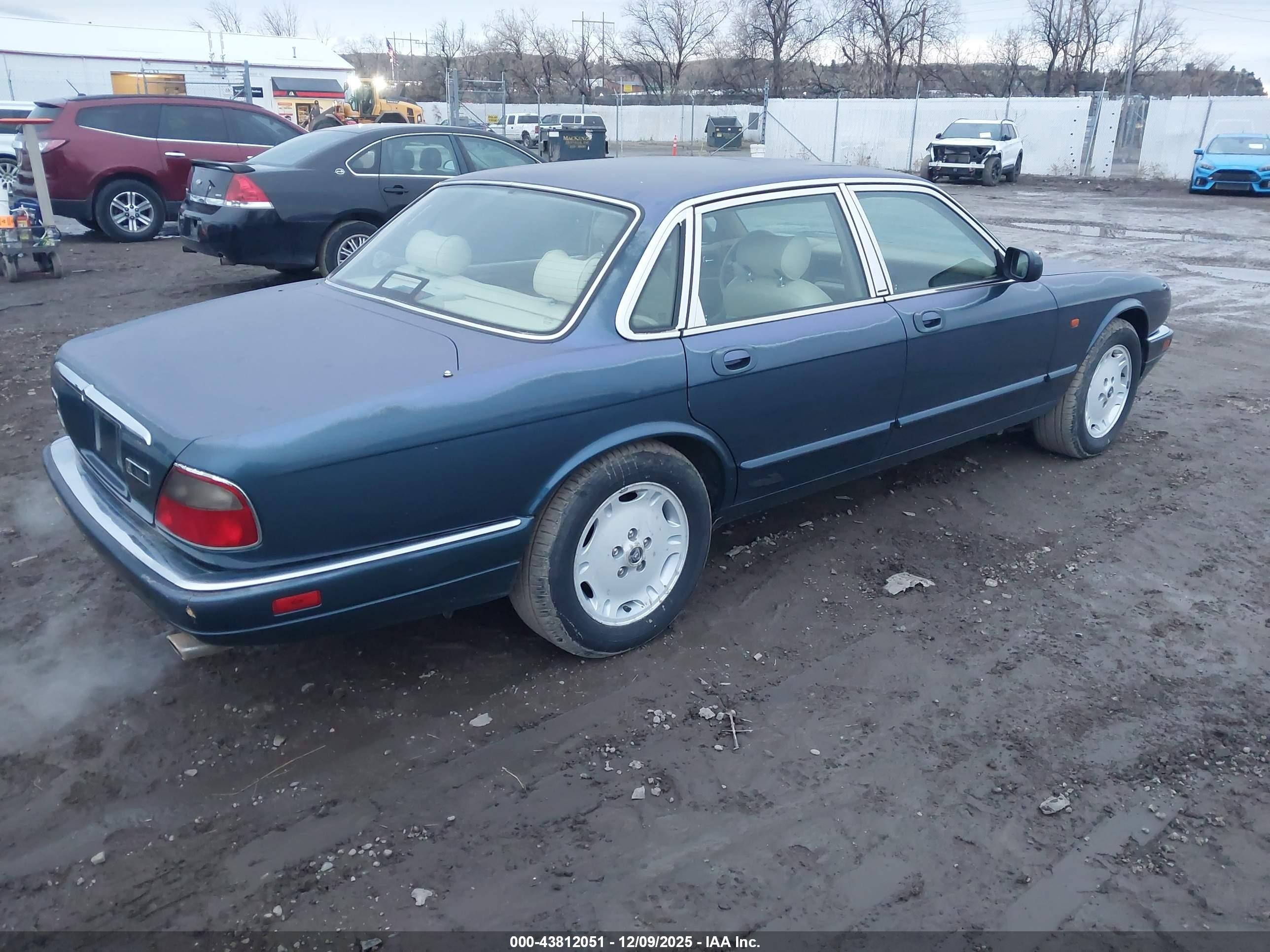 1996 Jaguar Xj6   Синий vin: SAJHX1748TC754944