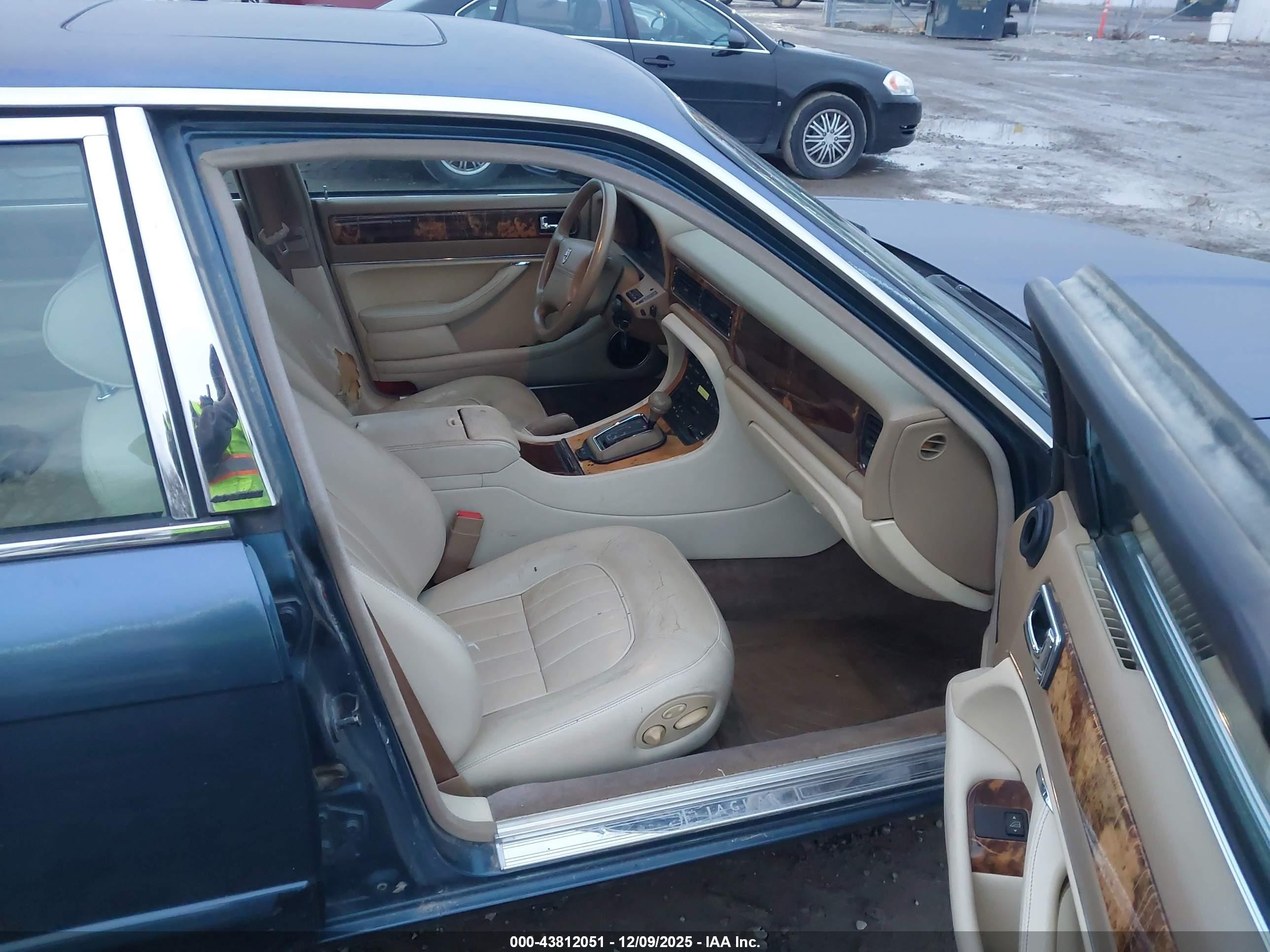 1996 Jaguar Xj6   Синий vin: SAJHX1748TC754944