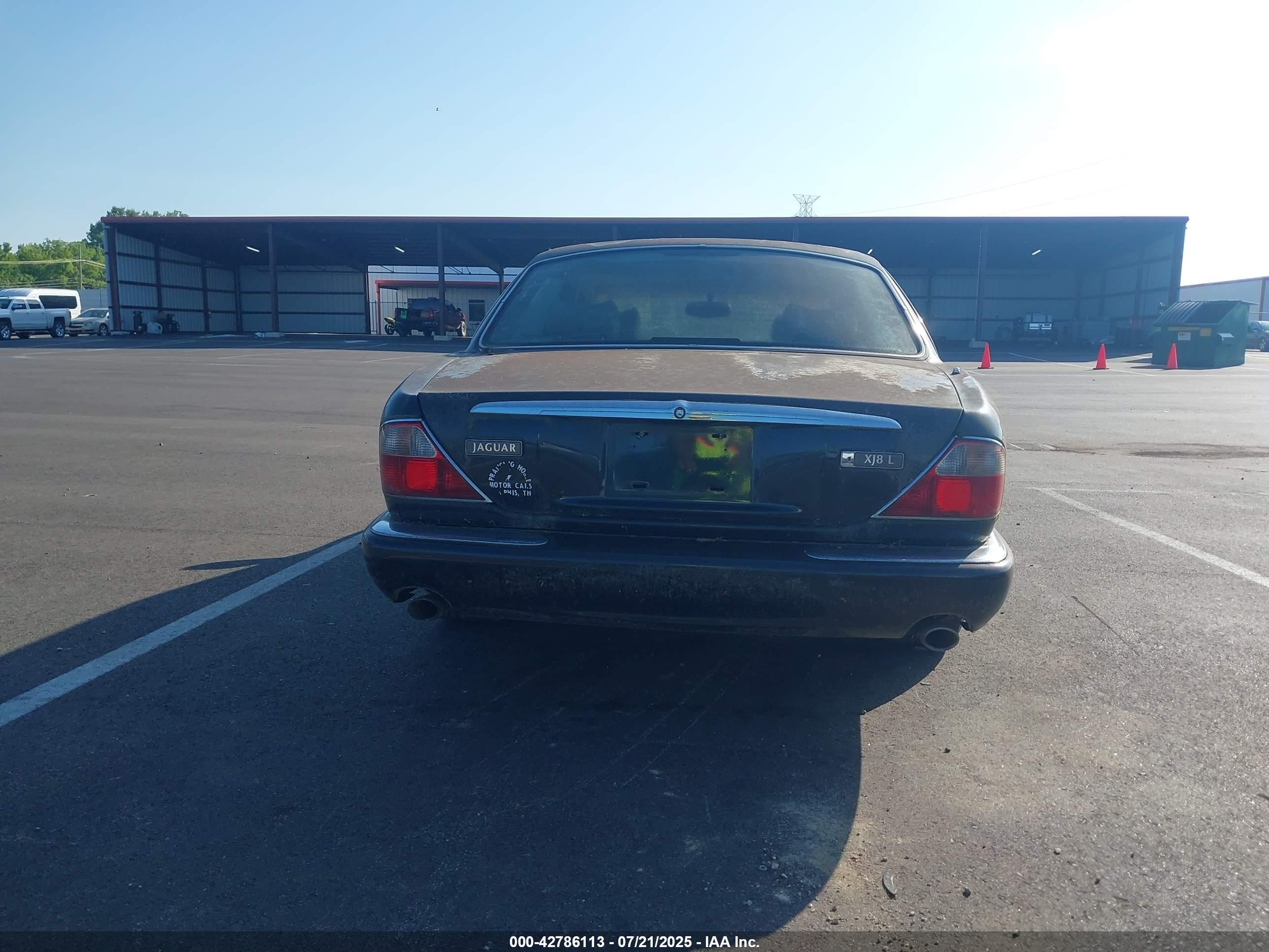 1999 Jaguar Xj8 L Black vin: SAJHX6044XC861552