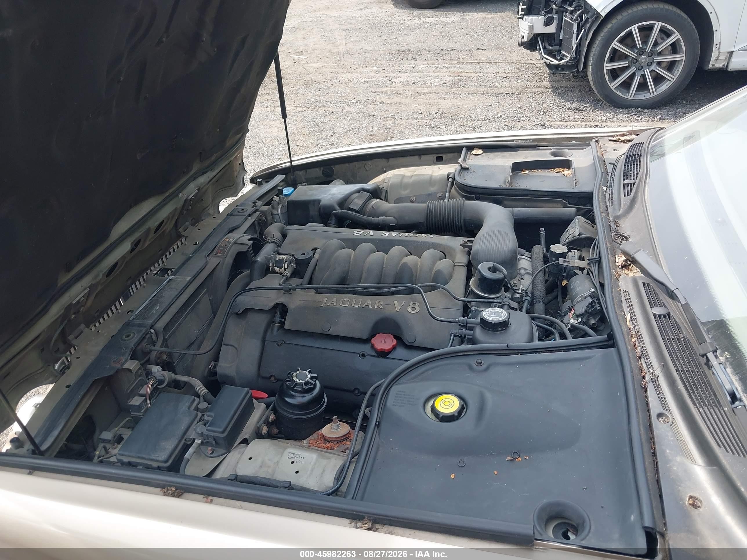 1998 Jaguar Xj8 L Gold vin: SAJHX6243WC833723