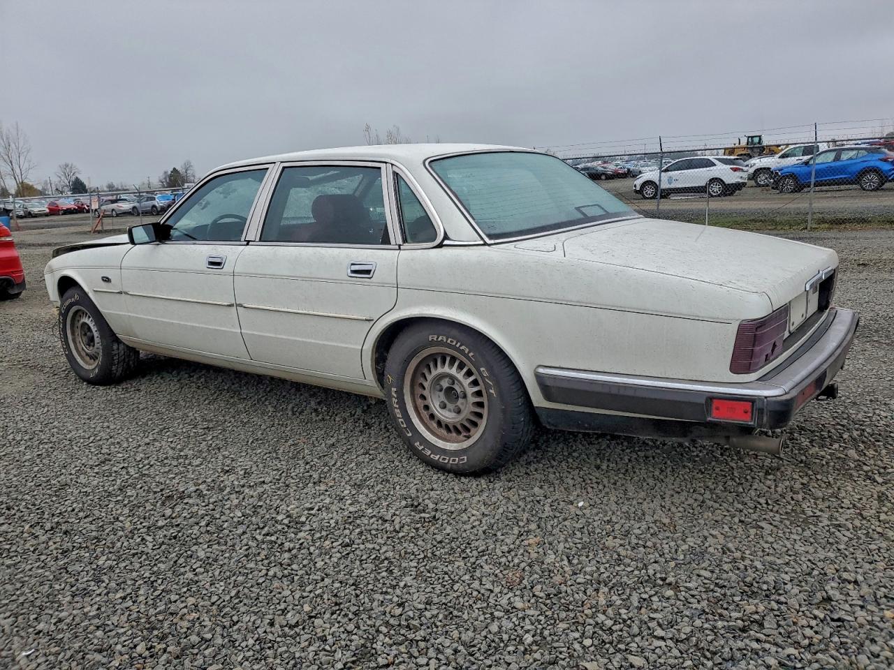 1989 Jaguar Xj6 White vin: SAJHY154XKC587906
